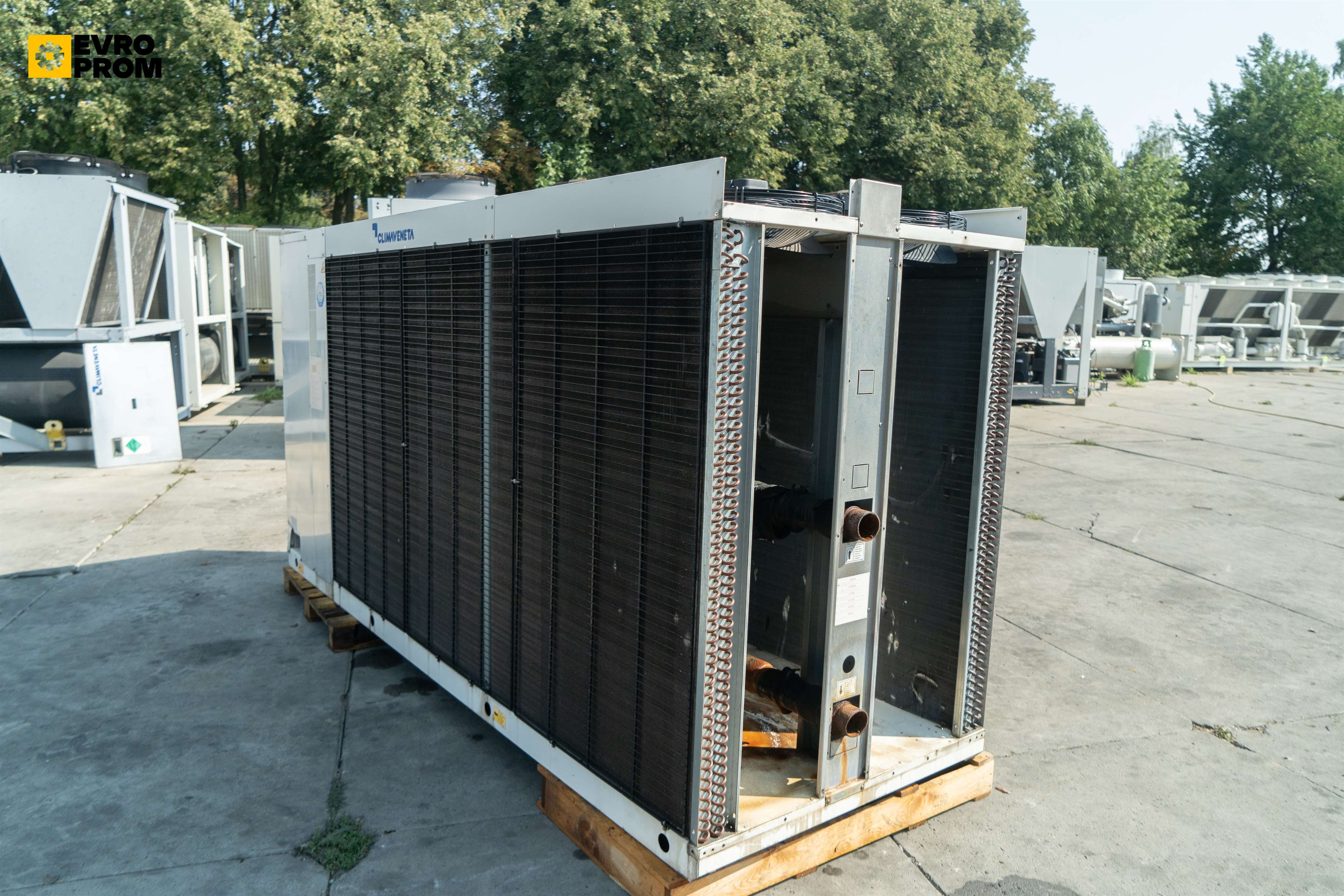Chiller Climaveneta 127/144 kW | pompa di calore in vendita - foto 9