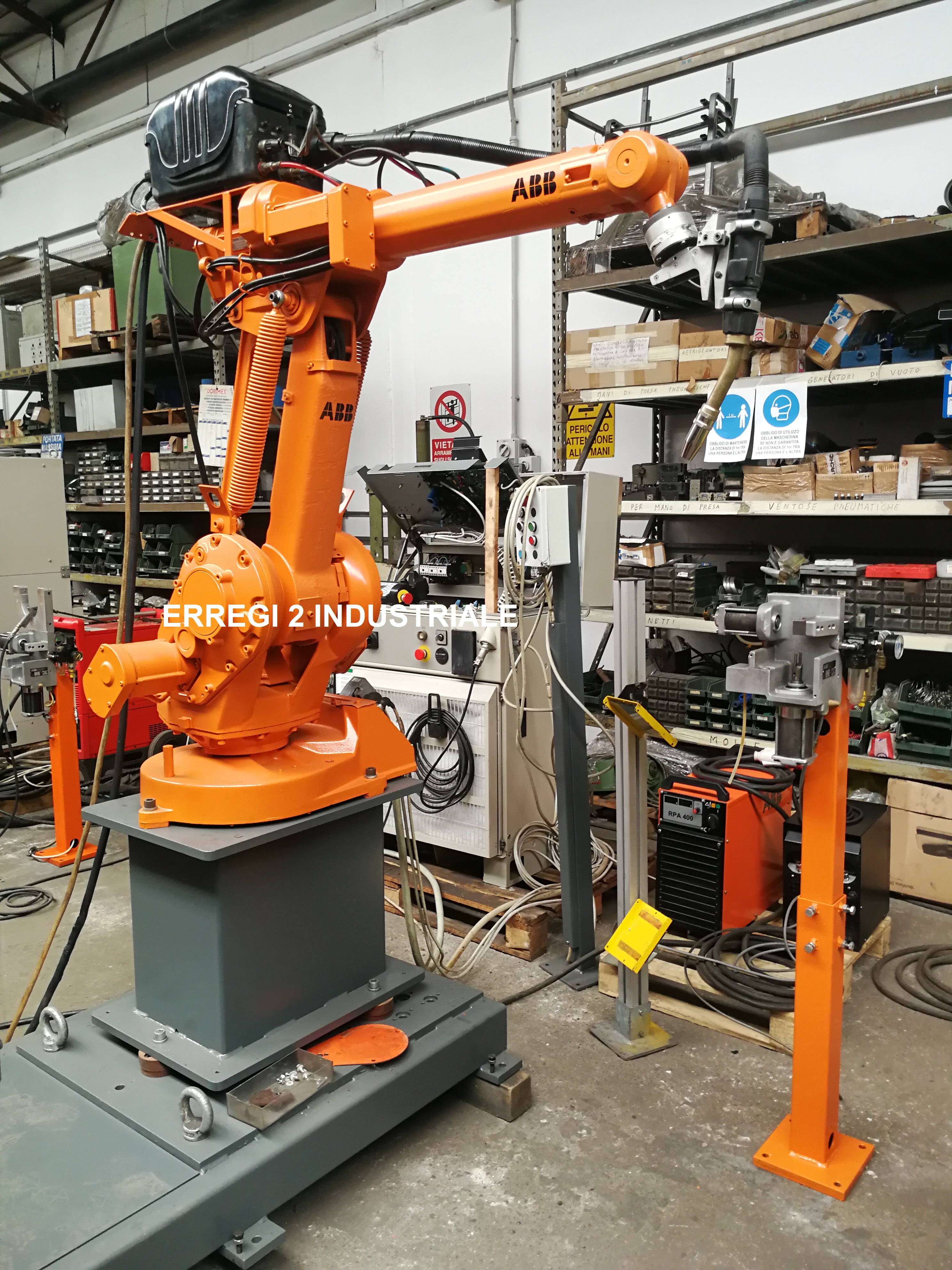 Isola Robot ABB Irb 1400 doppio tornio in vendita - foto 6