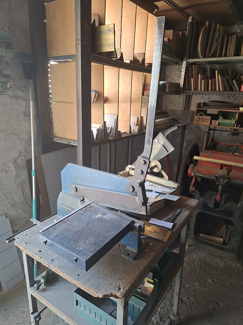 Cesoia a leva manuale professionale per metallo in vendita - foto 3