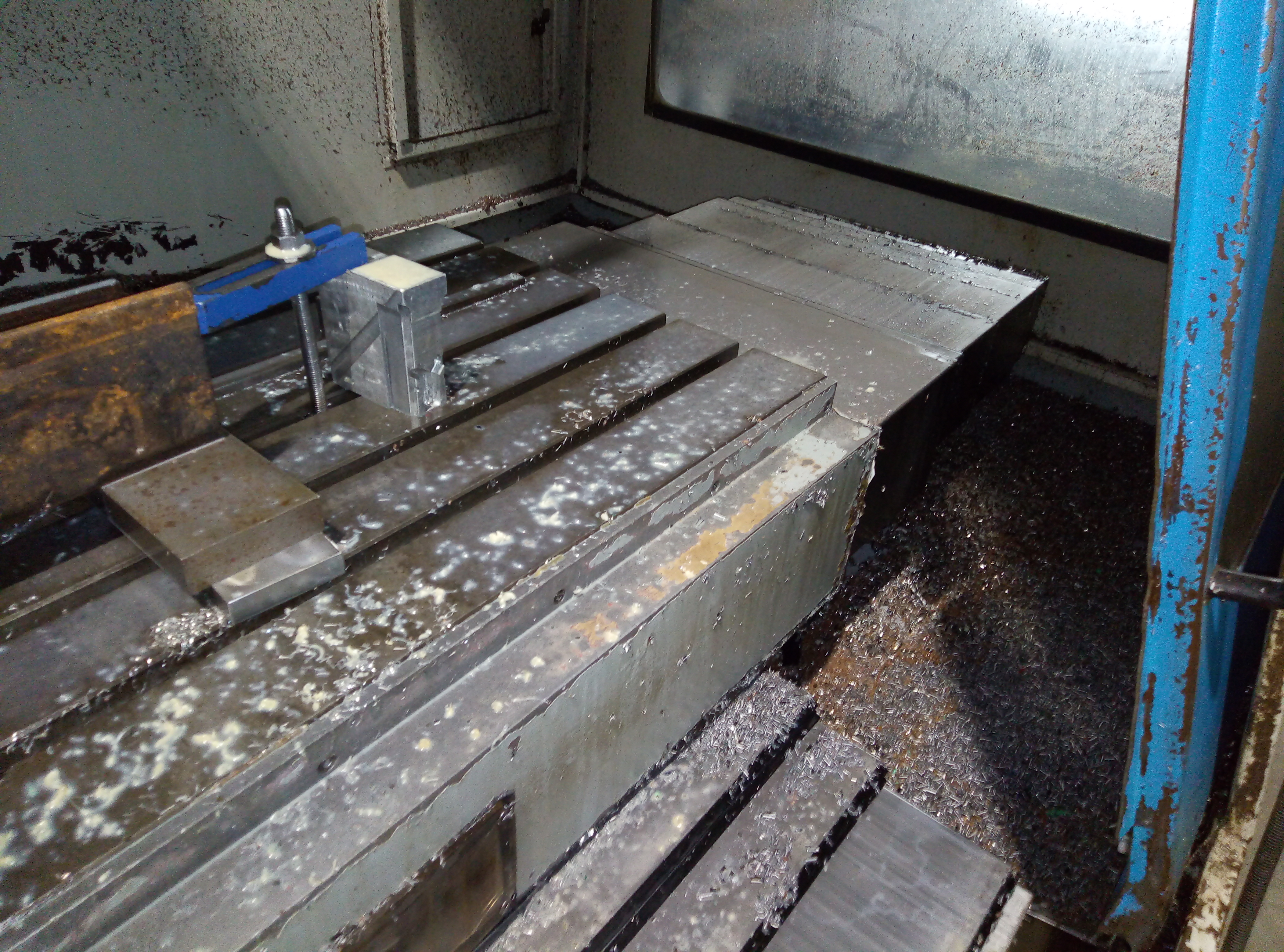 CENTRO DI LAVORO A 3 ASSI PENTAMAC USATO in vendita - foto 3