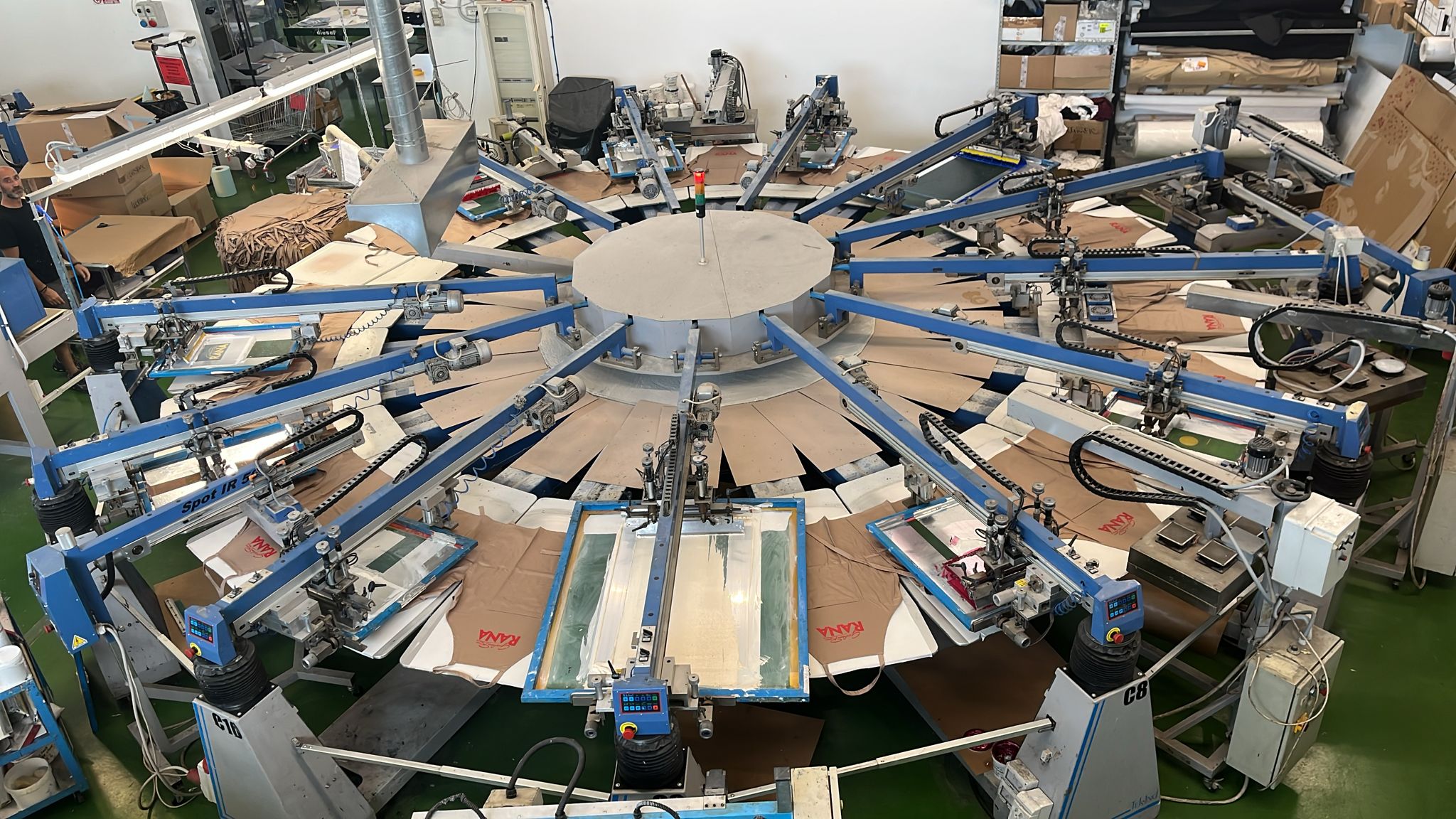 Stampante serigrafica a 12 colori in vendita - foto 1