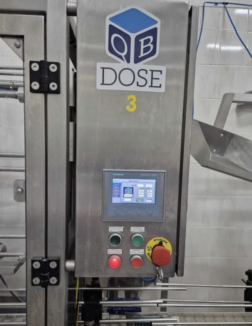 Linea di riempimento e tappatura bottiglie  a 2000 ml in vendita - foto 3