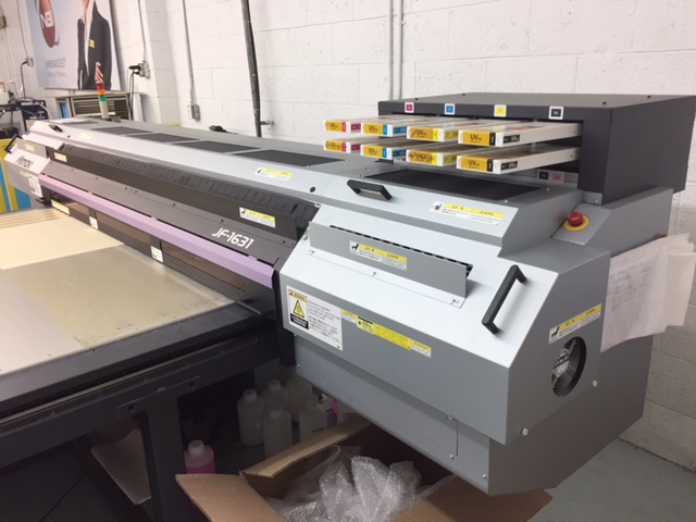Plotter per stampa piana diretta UV MIMAKI JF1631 in vendita - foto 1
