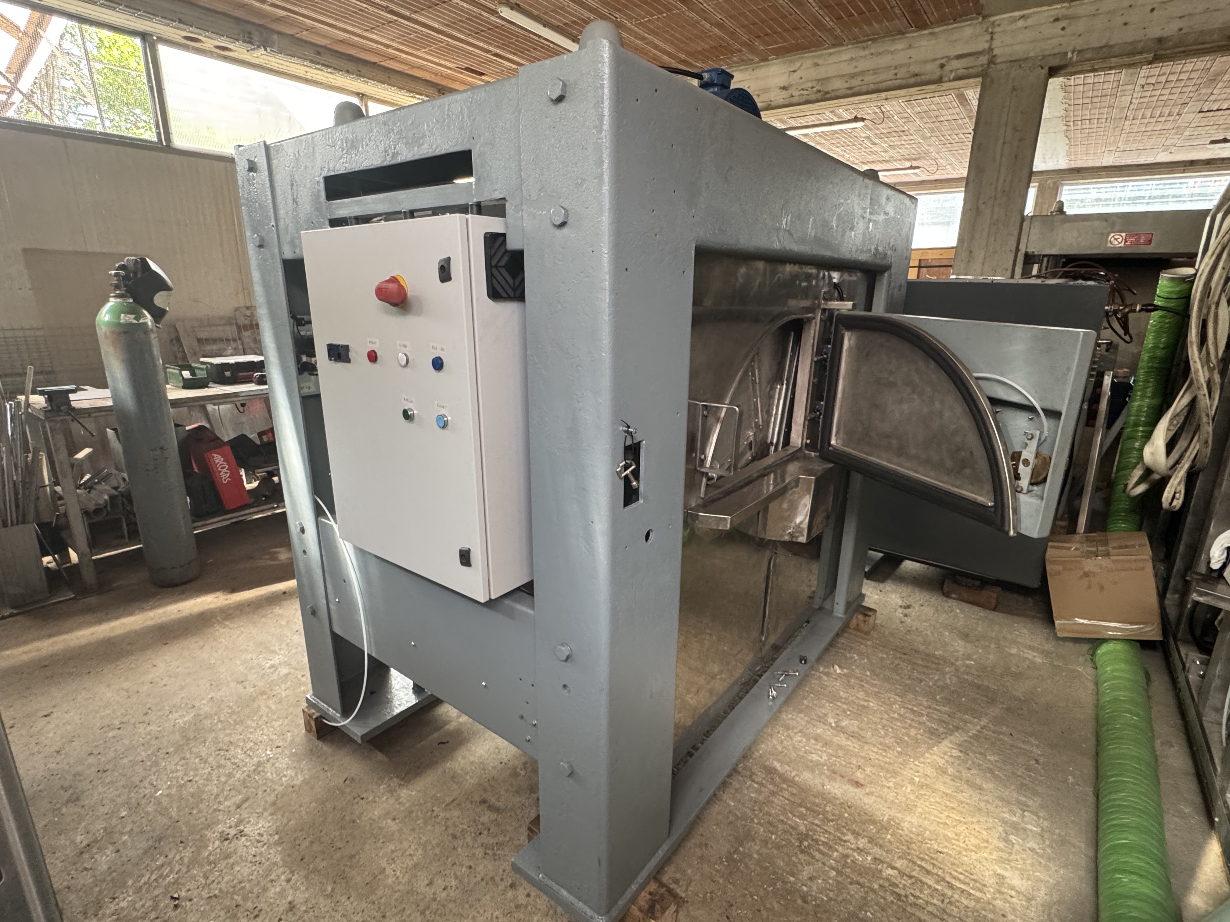 Lavacentrifuga industriale Fratelli Rosa LC100 - 100Kg in vendita - foto 3