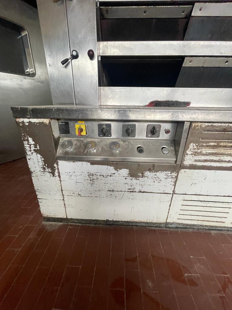 FORNO INDUSTRIALE A PLATEA MARCA POLIN in vendita - foto 2