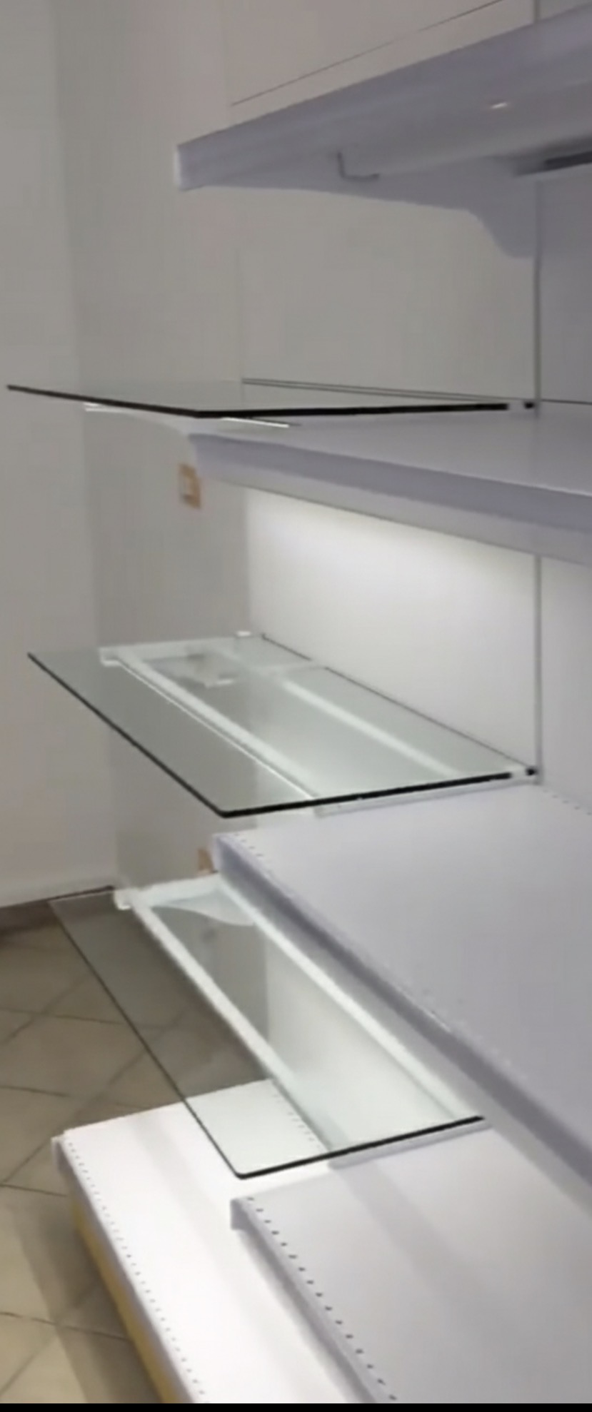 Scaffale espositore professionale in vendita - foto 2