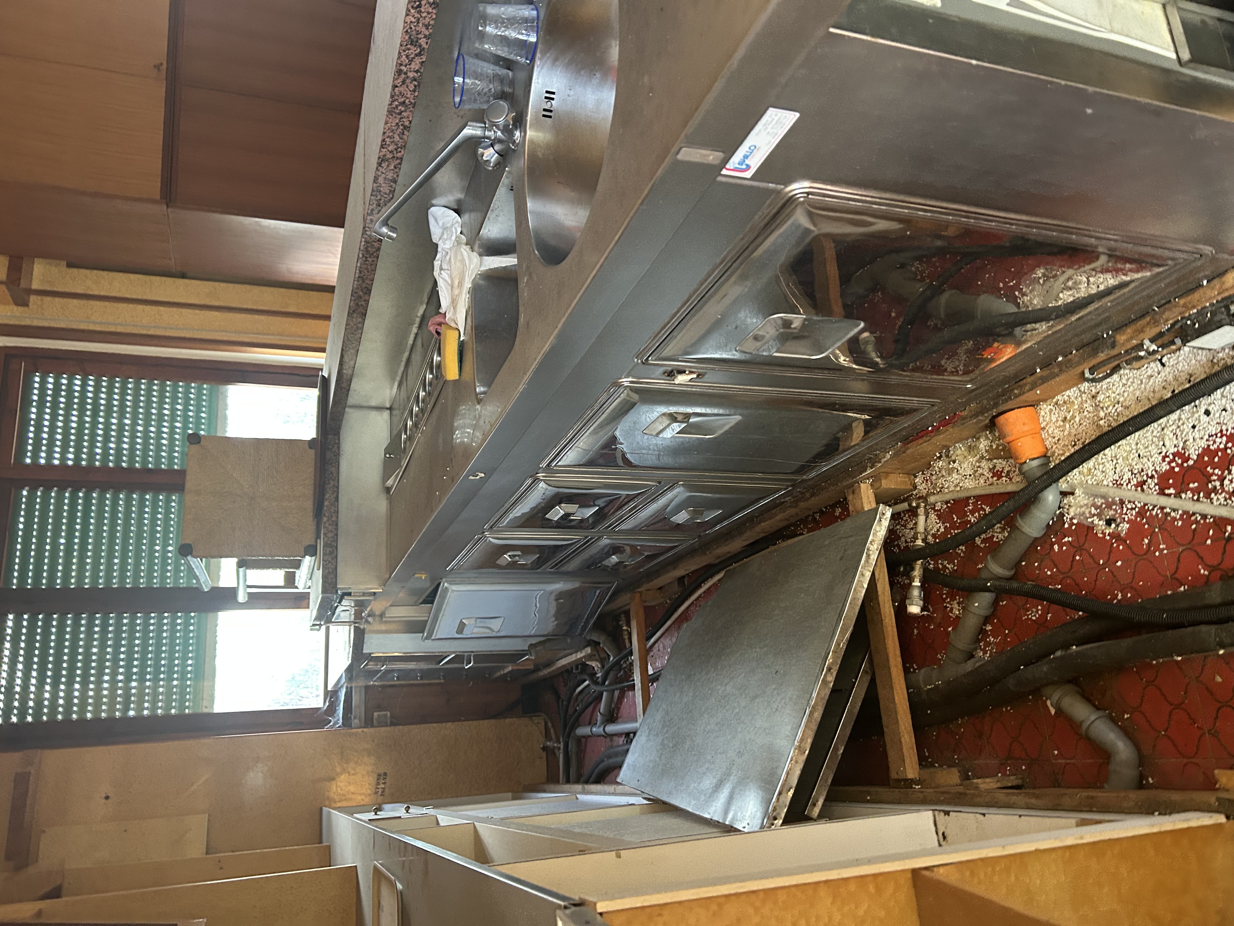 Bancone bar e retrobanco inox 3 m con vani refrigerati  in vendita - foto 5