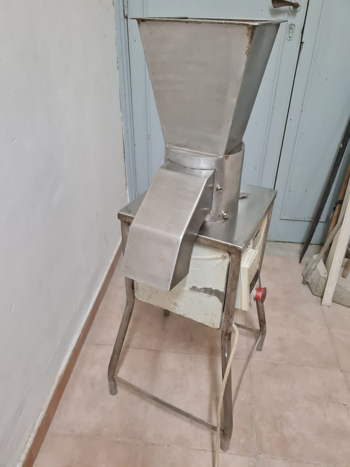 Attrezzatura panifici e pasticcerie in vendita - foto 2