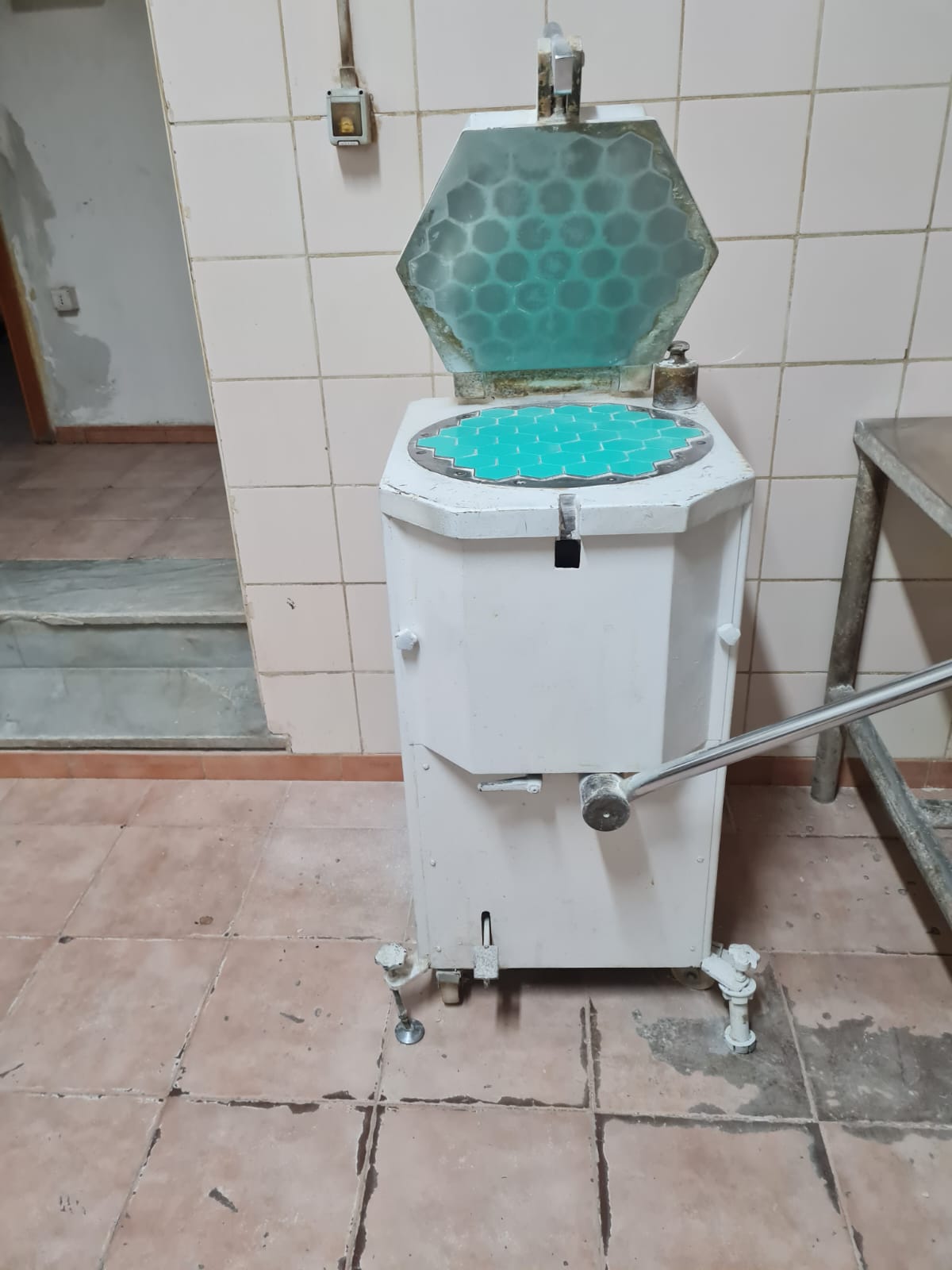 Attrezzatura panifici e pasticcerie in vendita - foto 3