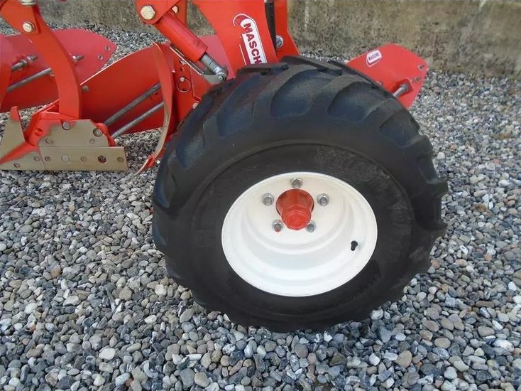 Aratro reversibile Maschio Unico NSV M4 in vendita - foto 3