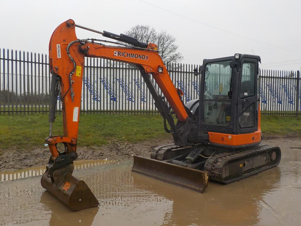 2014 Hitachi ZX48U-5A mini excavatore in vendita - foto 1