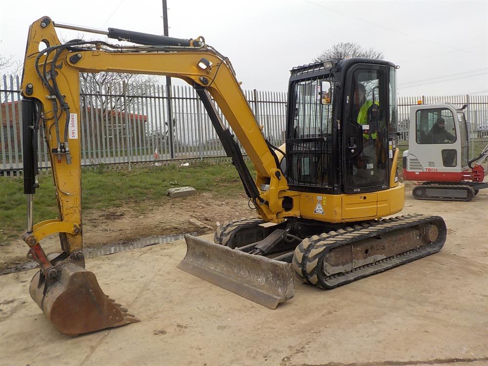 2011 CAT 305D mini excavatore in vendita - foto 1
