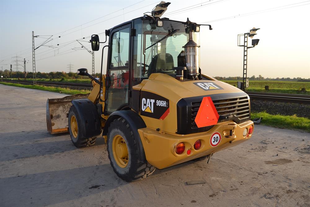 2012 CAT 906H-2 pala gommata in vendita - foto 2