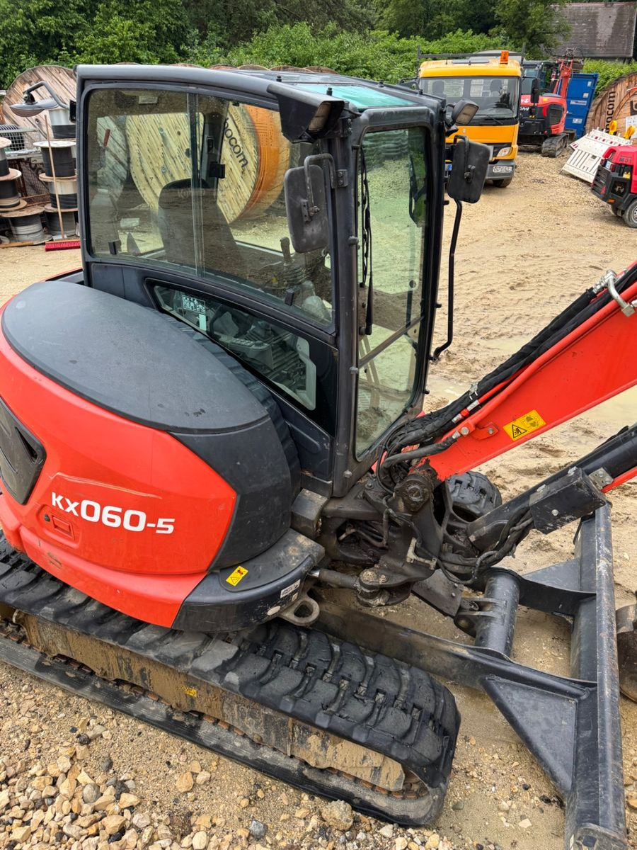 2021 Kubota KX 060-5 midi escavatore in vendita - foto 4