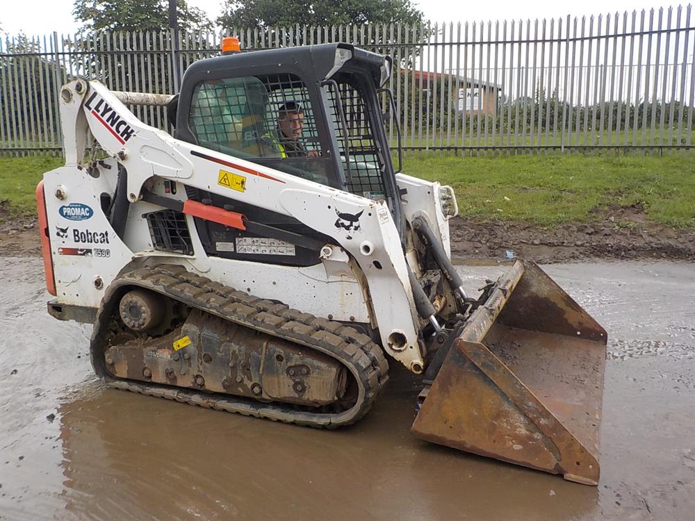 2014 Bobcat T590 minipala cingolata in vendita - foto 1