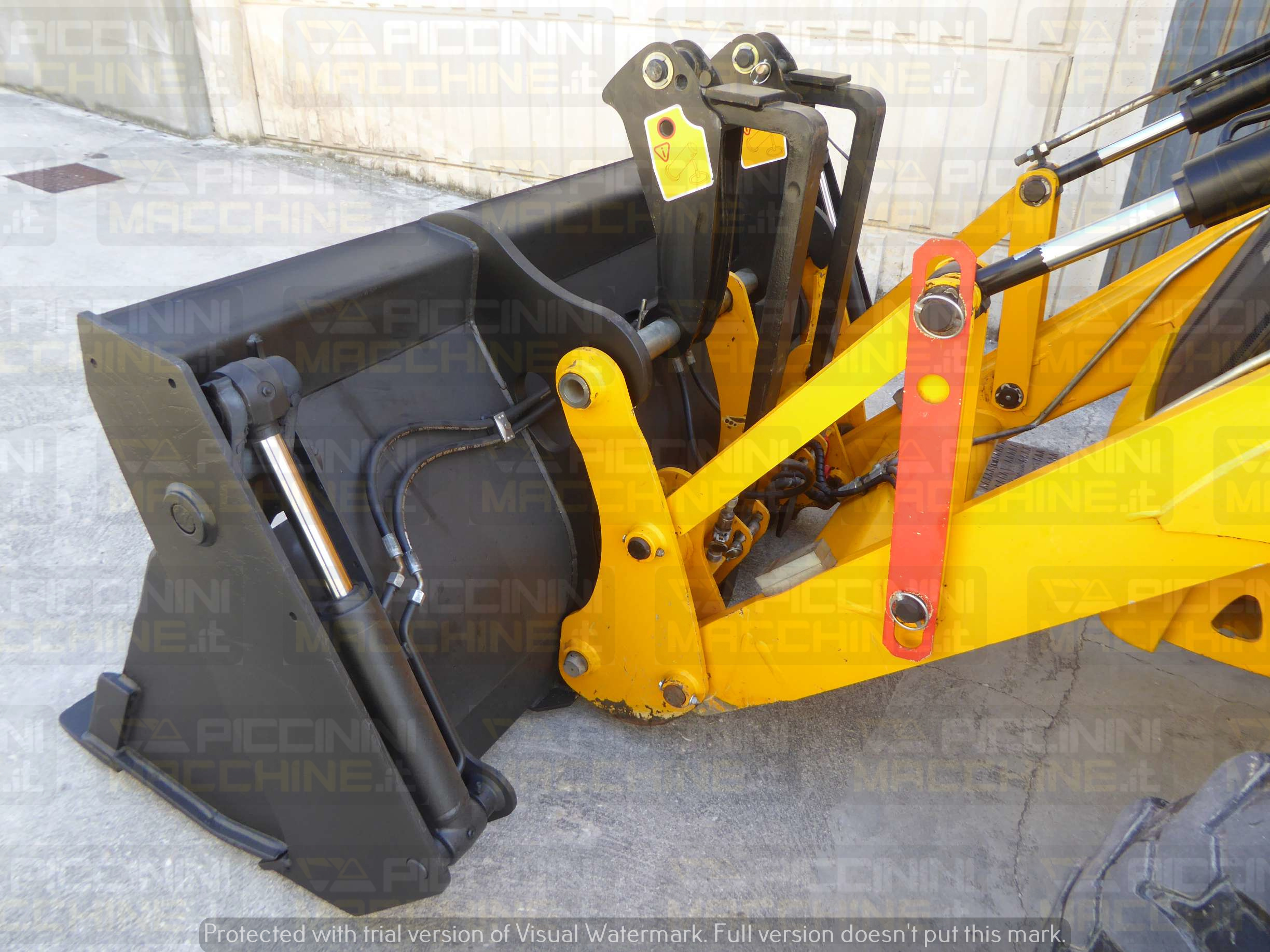 Terna rigida JCB 3CX in vendita - foto 9