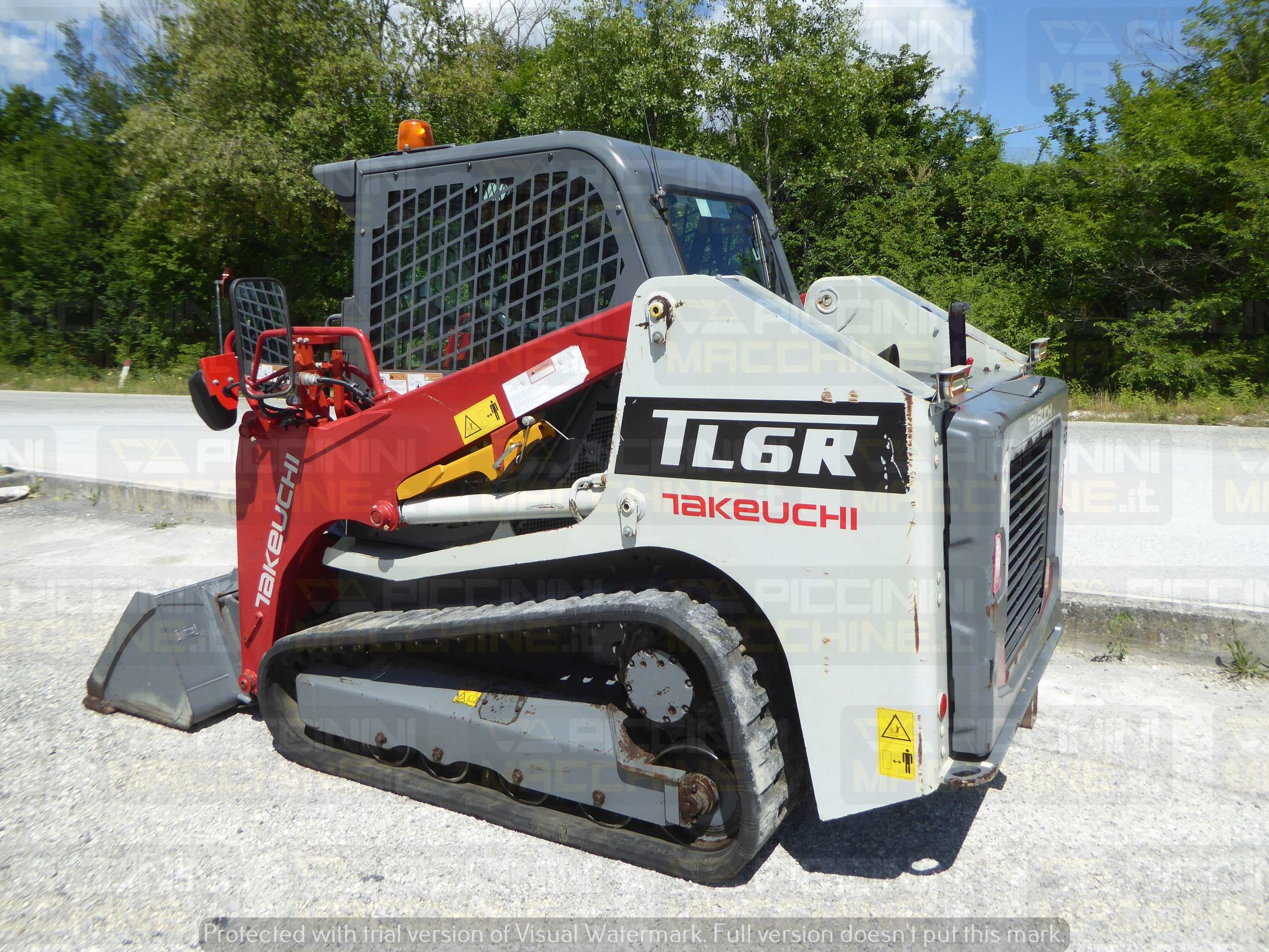 Pala cingolata Takeuchi TL6R in vendita - foto 3