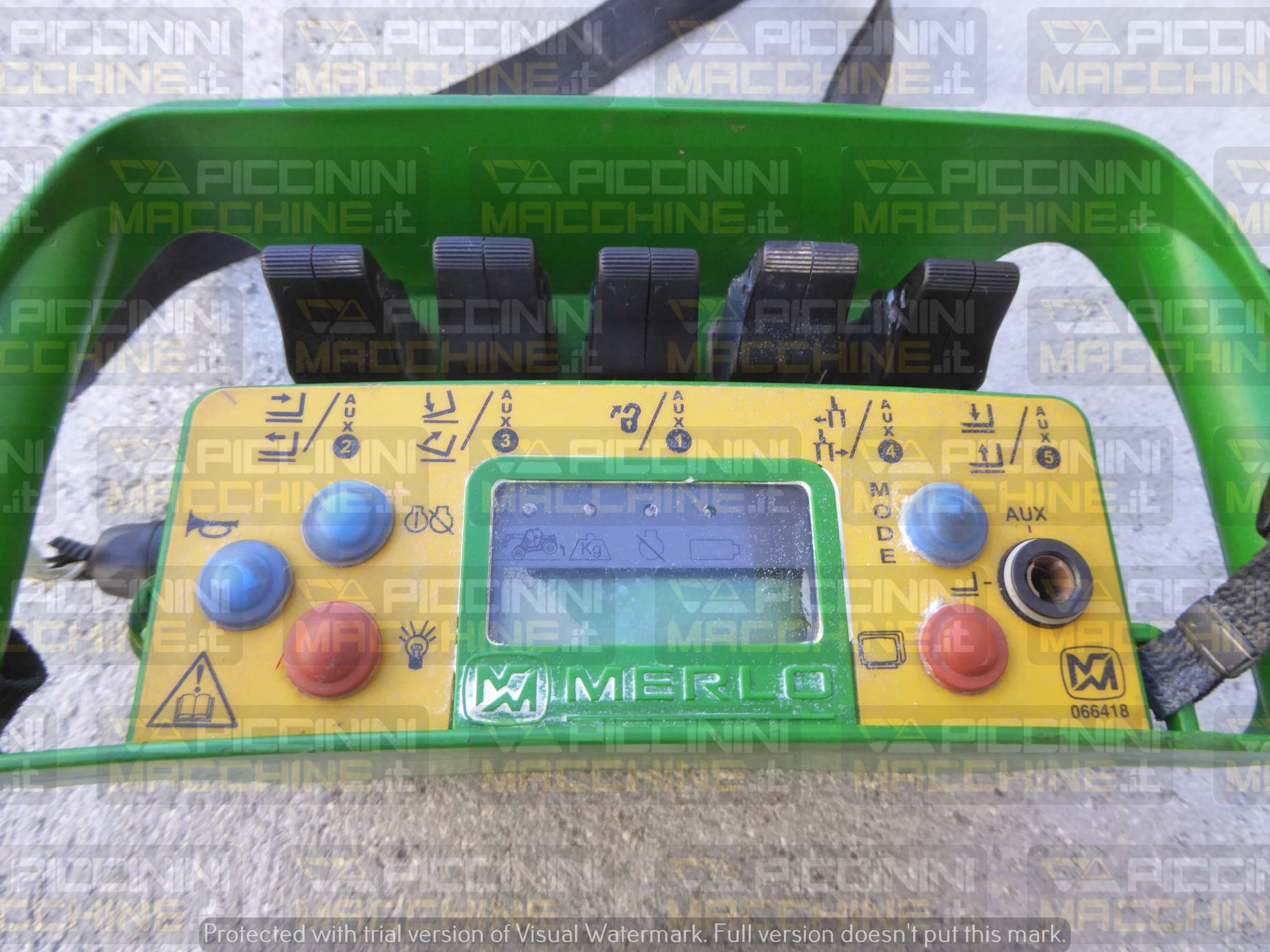 Sollevatore telescopico girevole Merlo ROTO 40.25 MCSS in vendita - foto 10