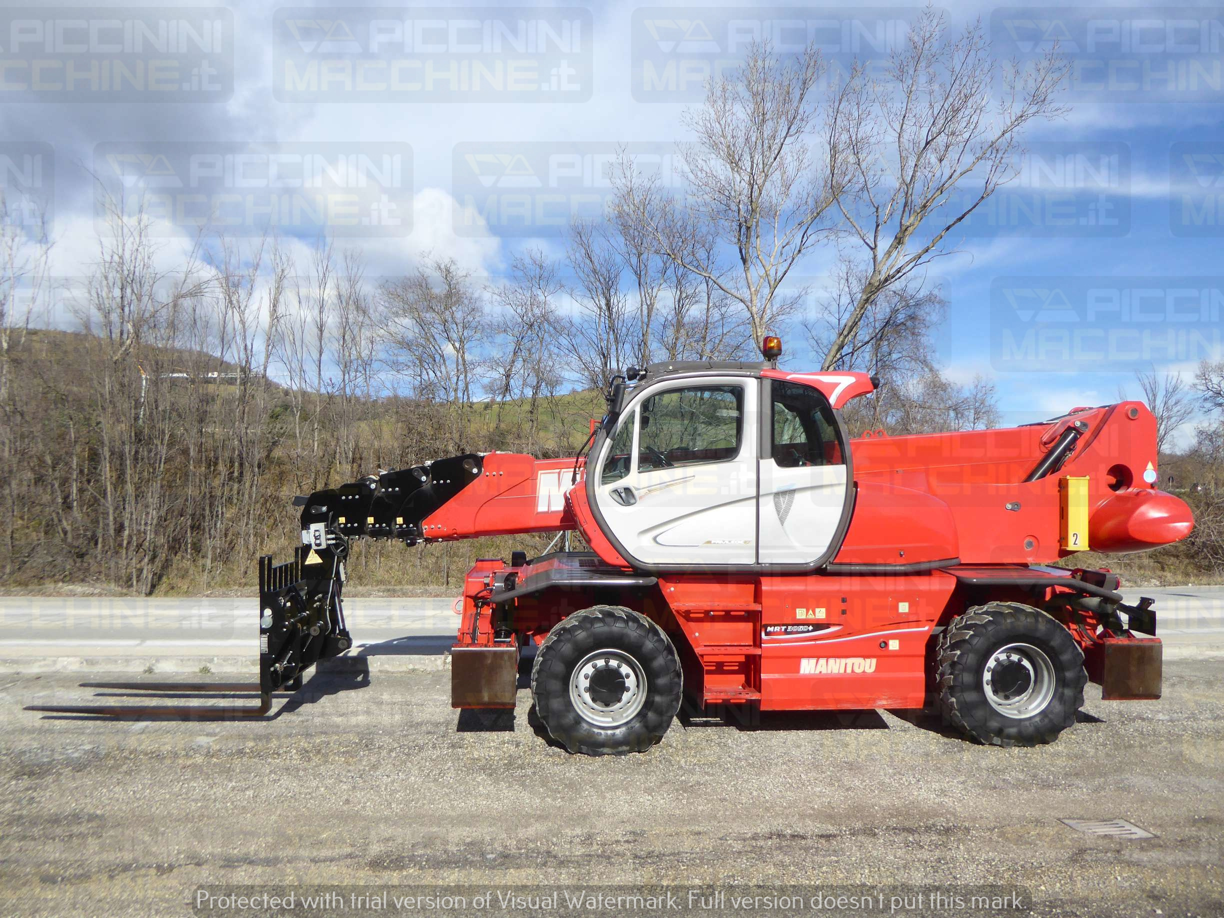 Sollevatore telescopico Manitou MRT3050 PLUS PRIVILEGE in vendita - foto 1