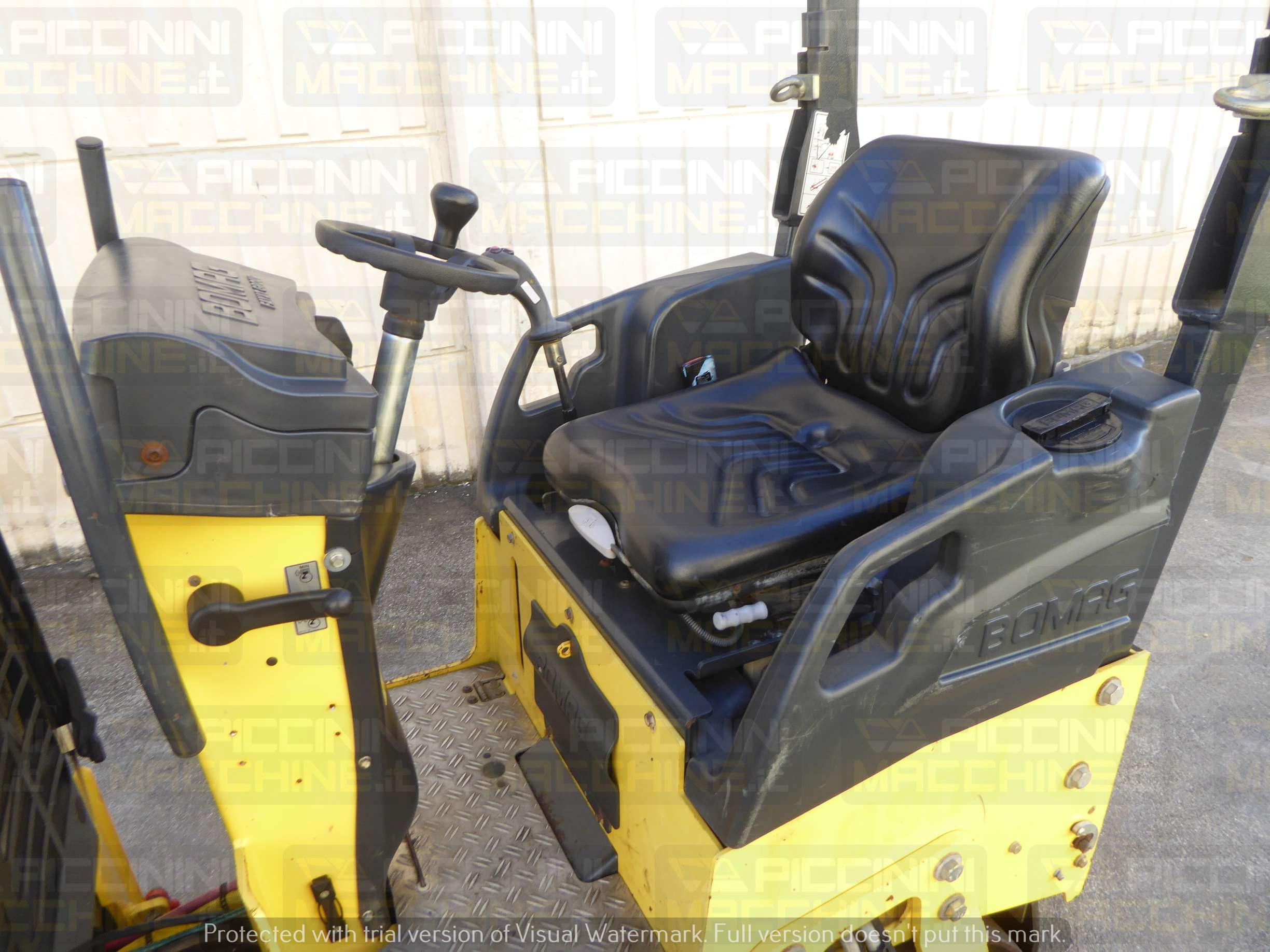 Rullo compressore tandem Bomag BW80AD-5 in vendita - foto 6