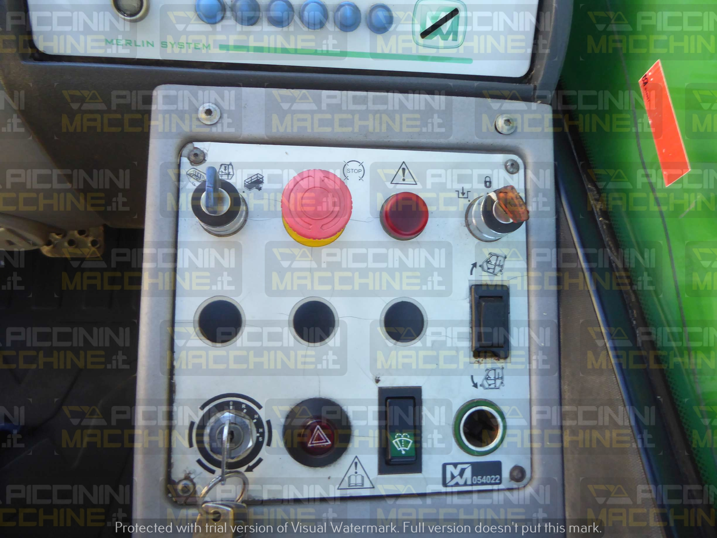 Sollevatore telescopico girevole Merlo ROTO 40.25 MCSS in vendita - foto 14