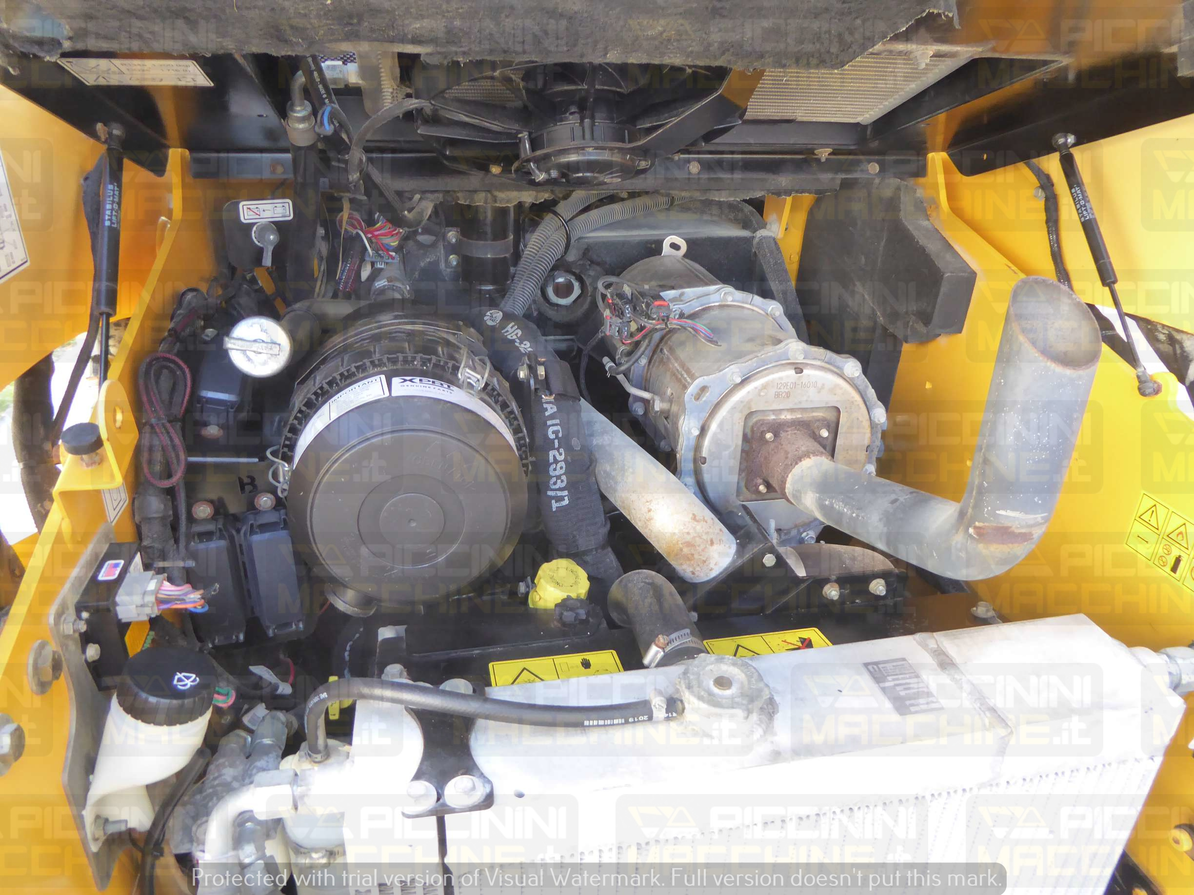 Minipala gommata Gehl V330 in vendita - foto 16