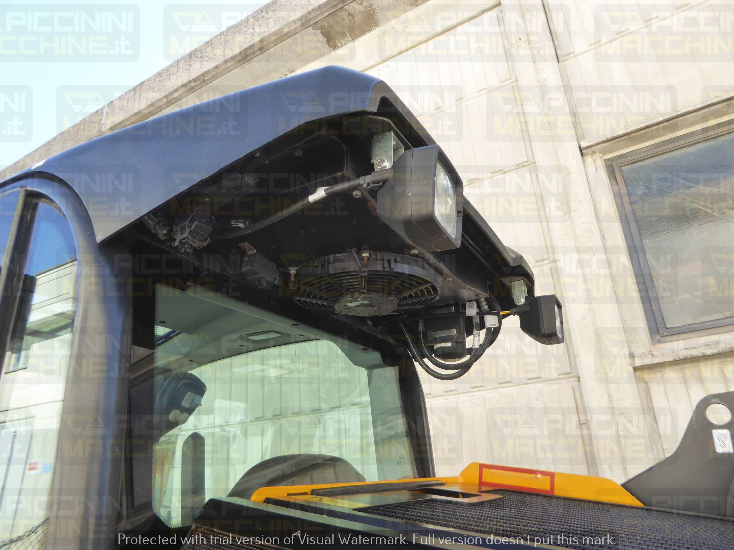 Minipala gommata JCB 270 HF in vendita - foto 6