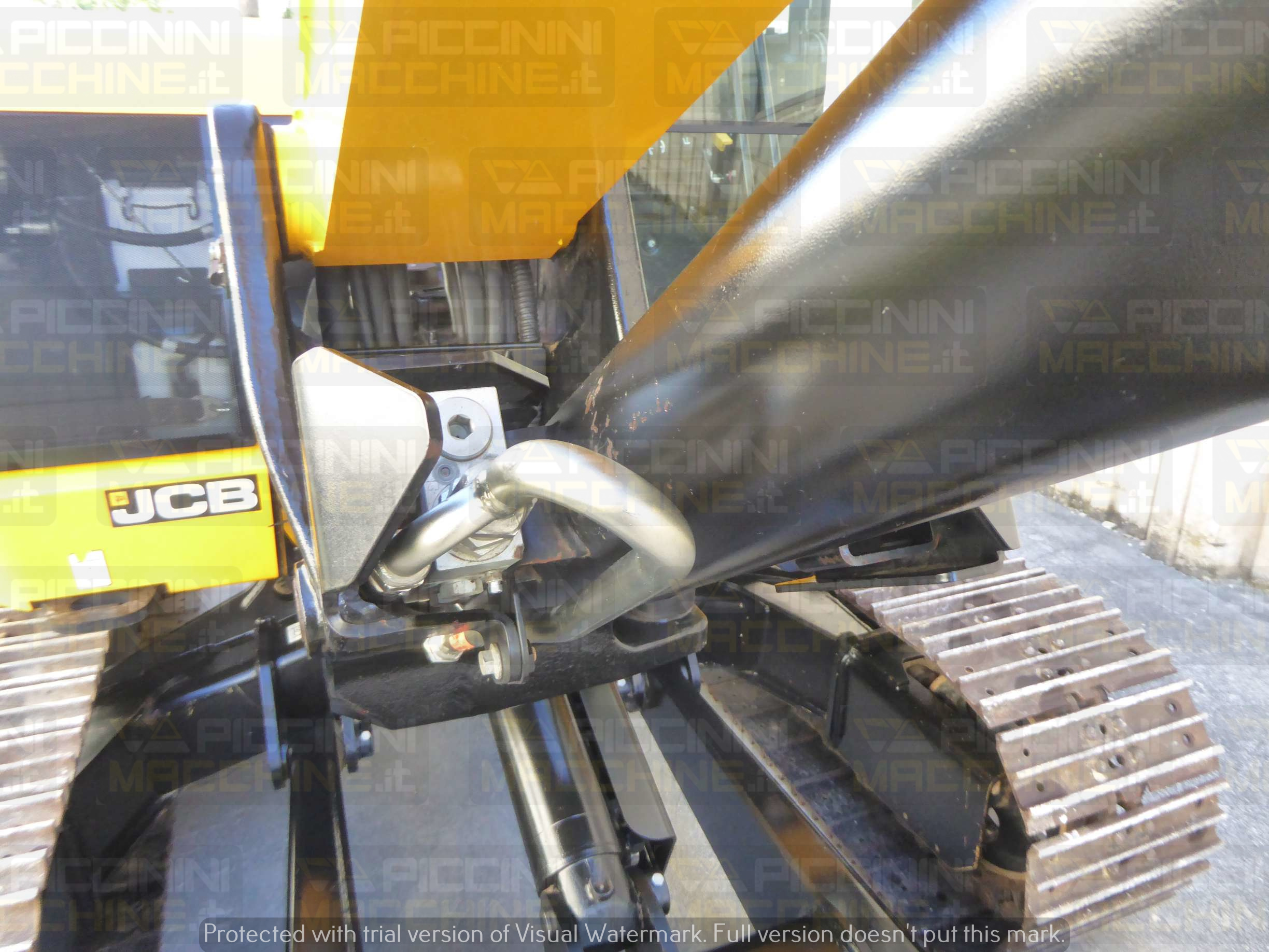 Escavatore cingolato JCB 85Z-2 in vendita - foto 10