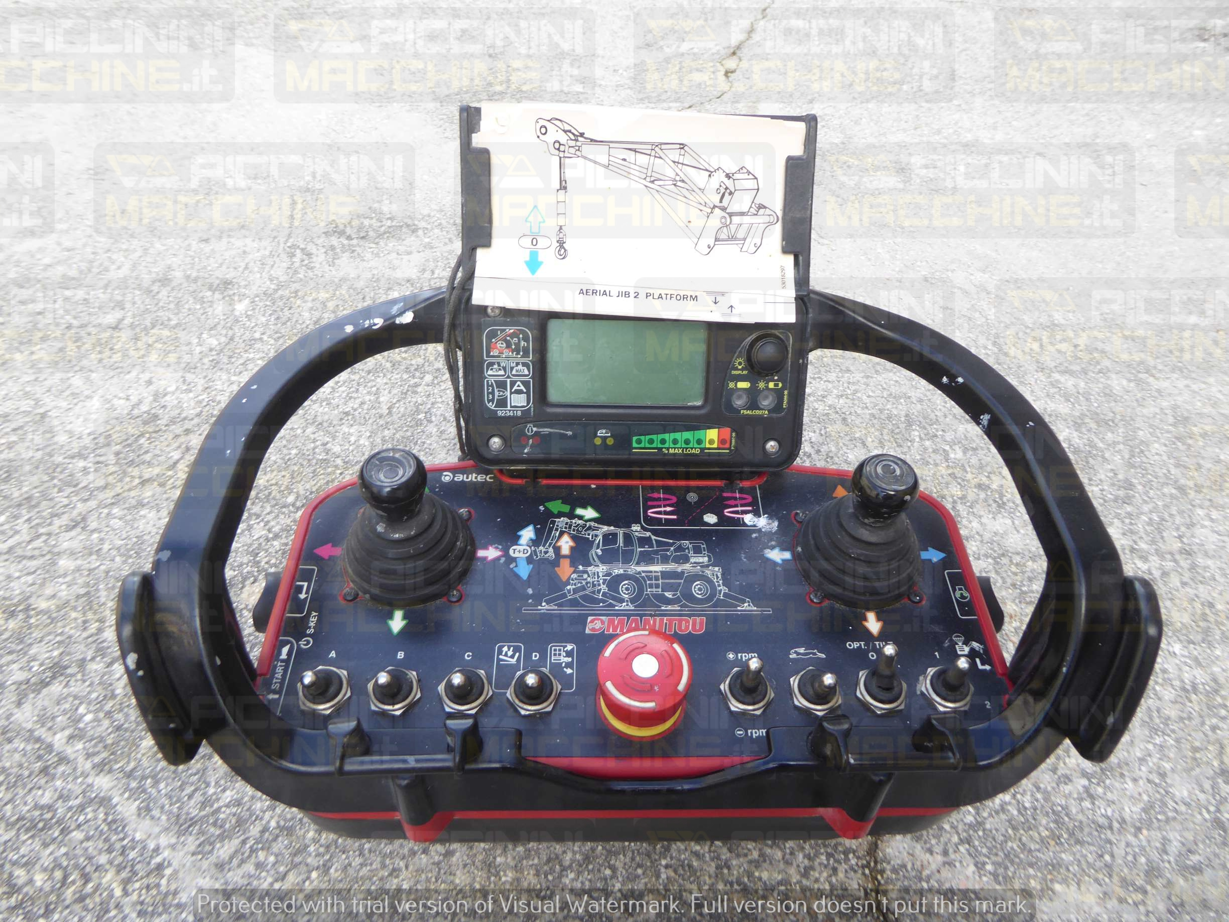 Sollevatore telescopico Manitou MRT3050 PLUS PRIVILEGE in vendita - foto 11