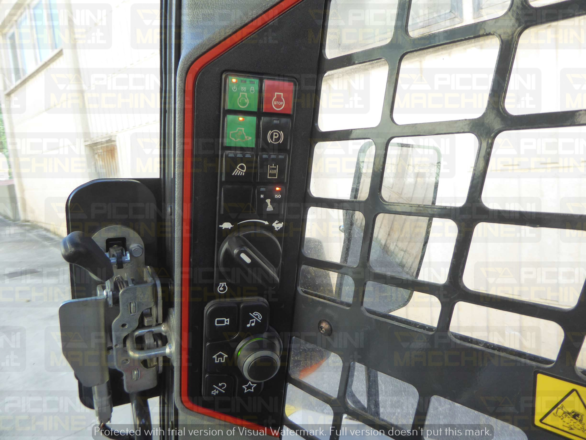 Minipala gommata Bobcat S66 in vendita - foto 15
