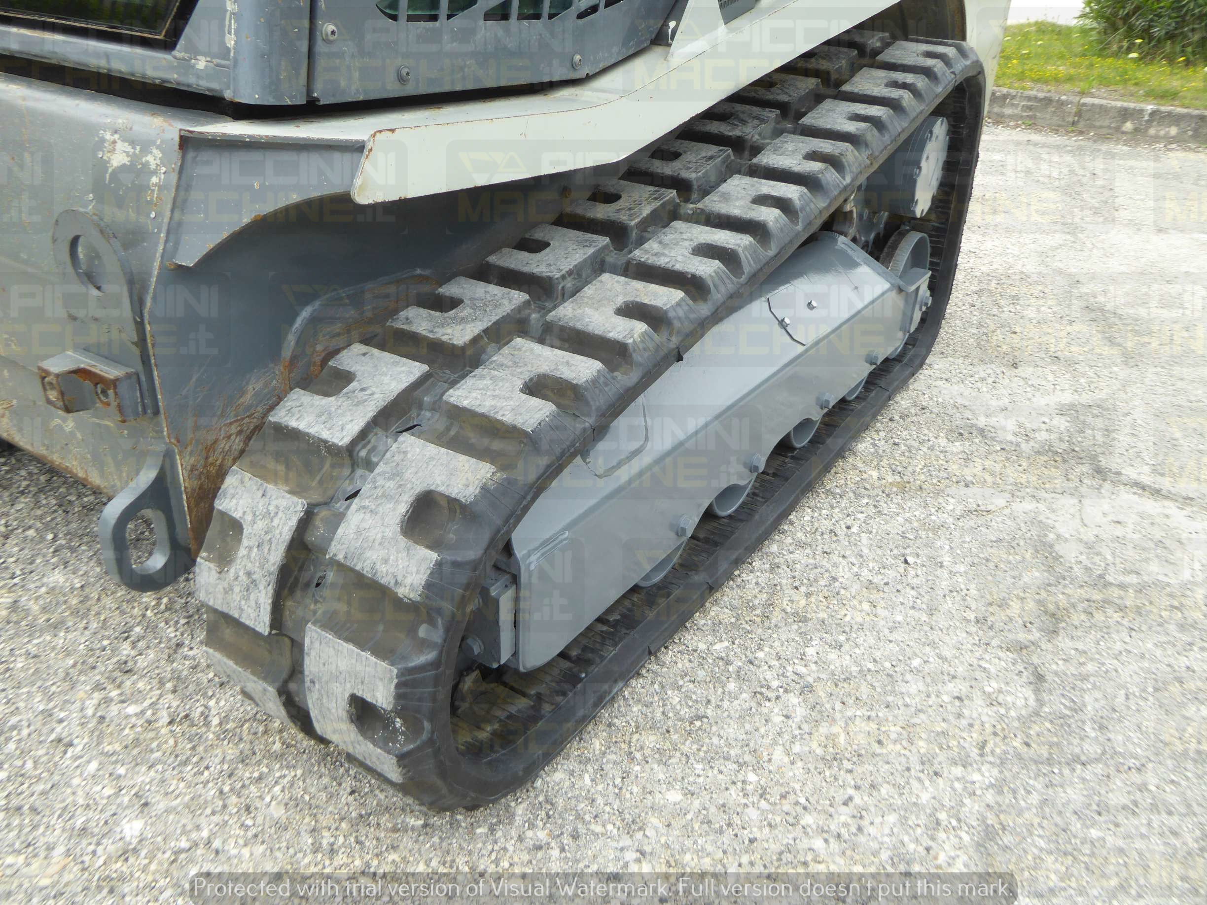 Pala cingolata Takeuchi TL6R in vendita - foto 10