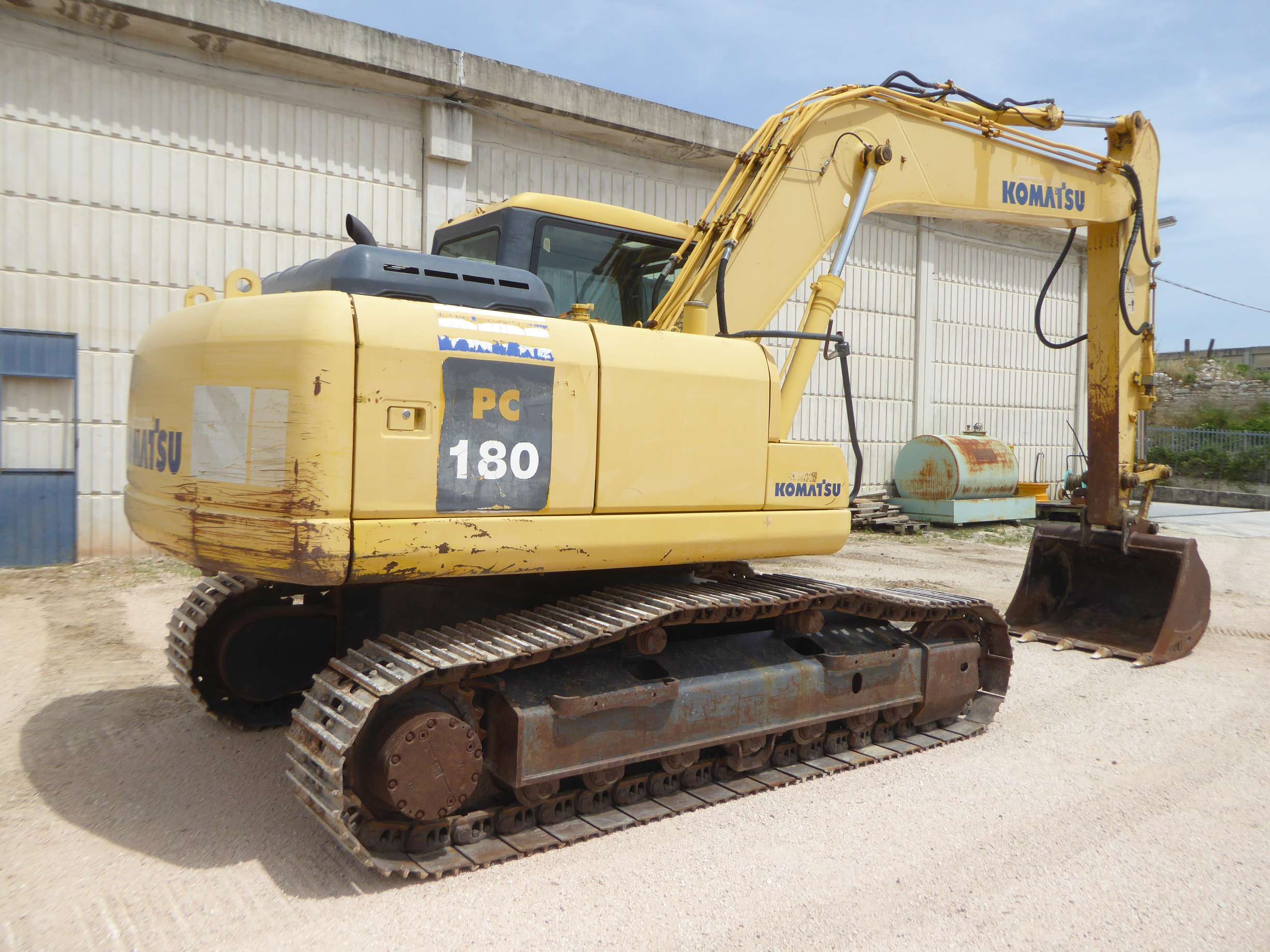 Escavatore cingolato Komatsu PC180NLC-7K in vendita - foto 4