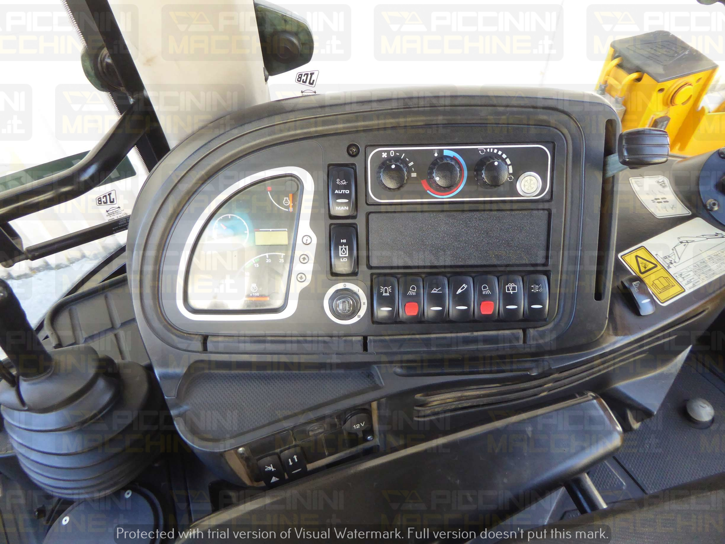 Terna rigida JCB 3CX in vendita - foto 12