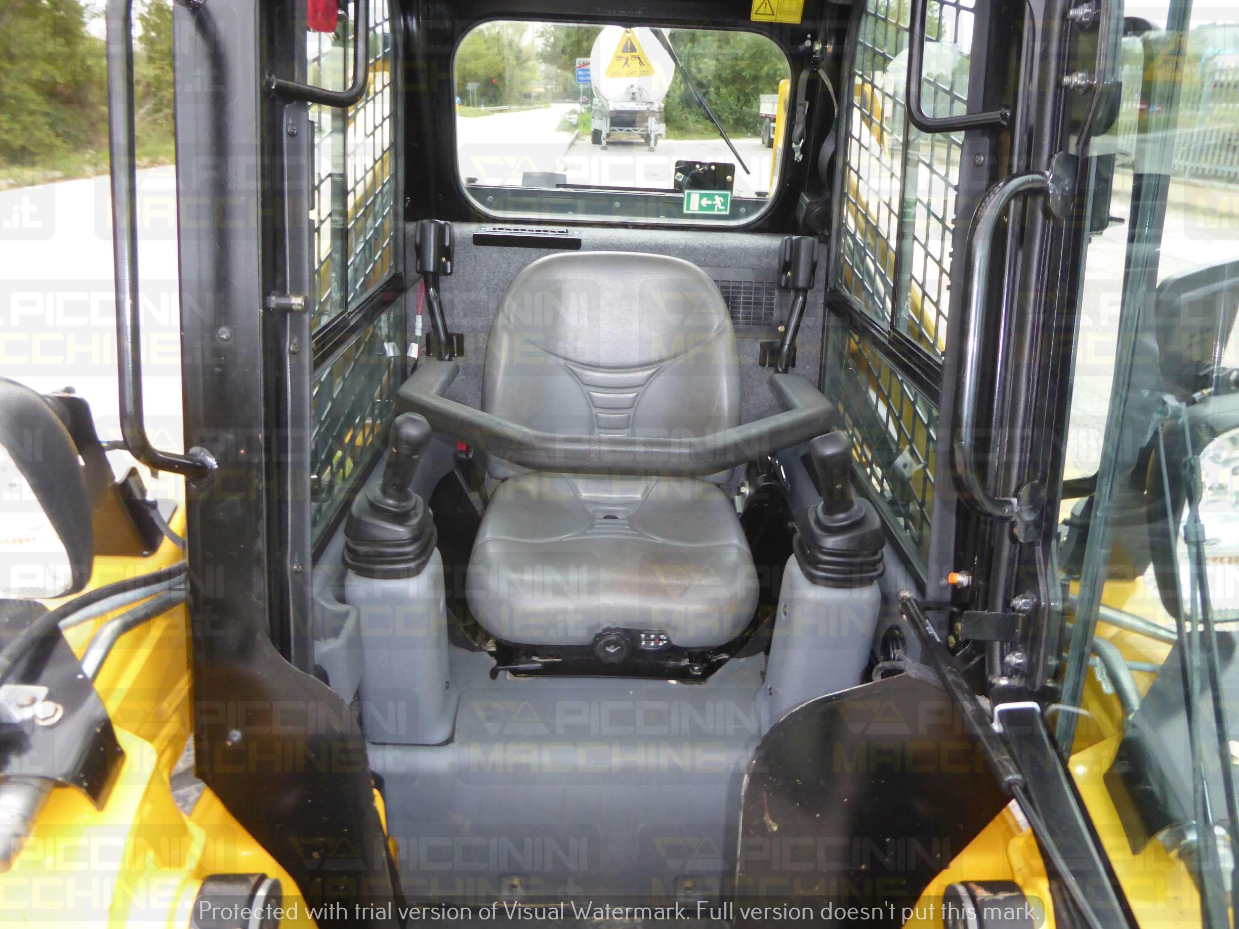 Pala cingolata Gehl RT165 HF in vendita - foto 8