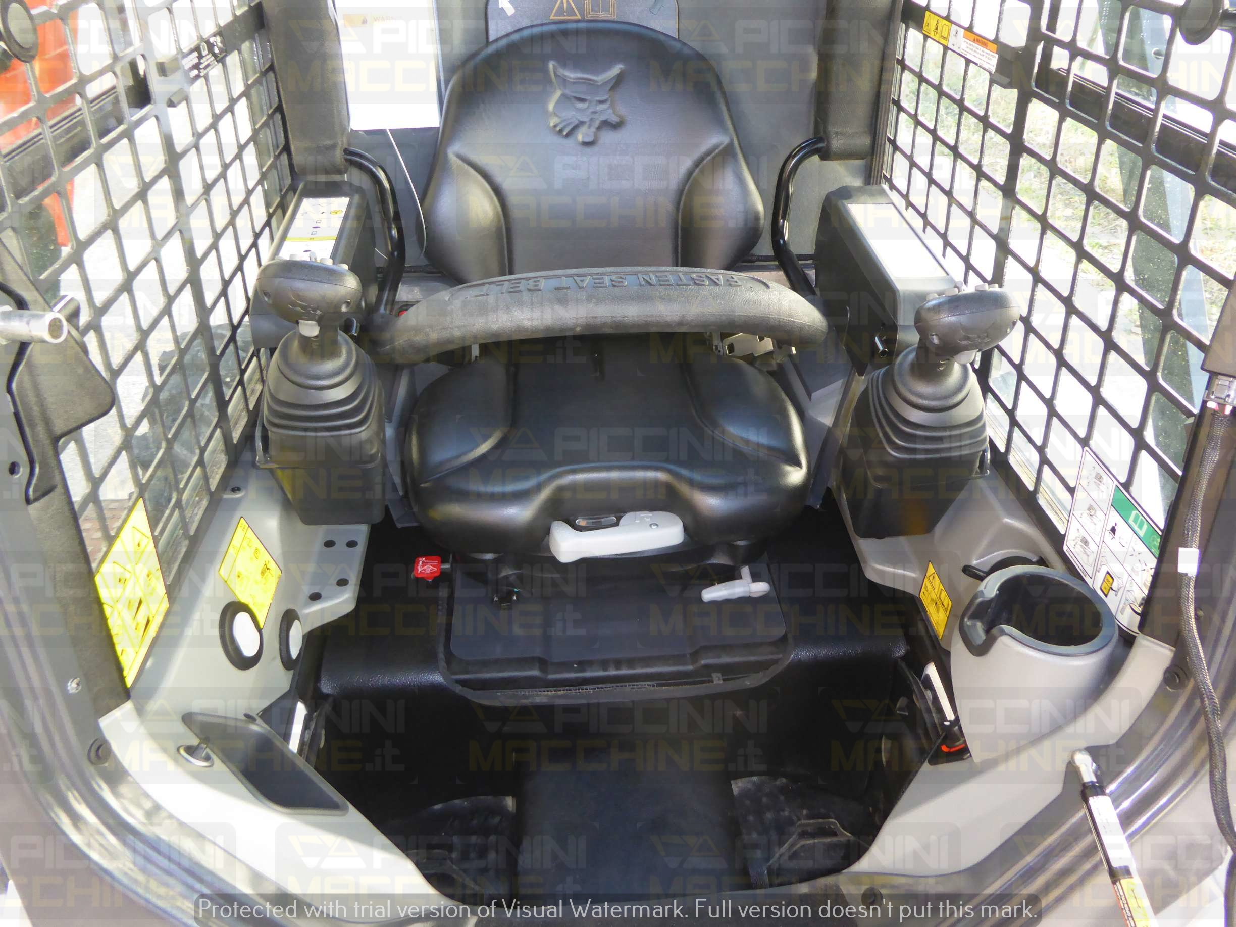 Minipala gommata Bobcat S590 HF in vendita - foto 10