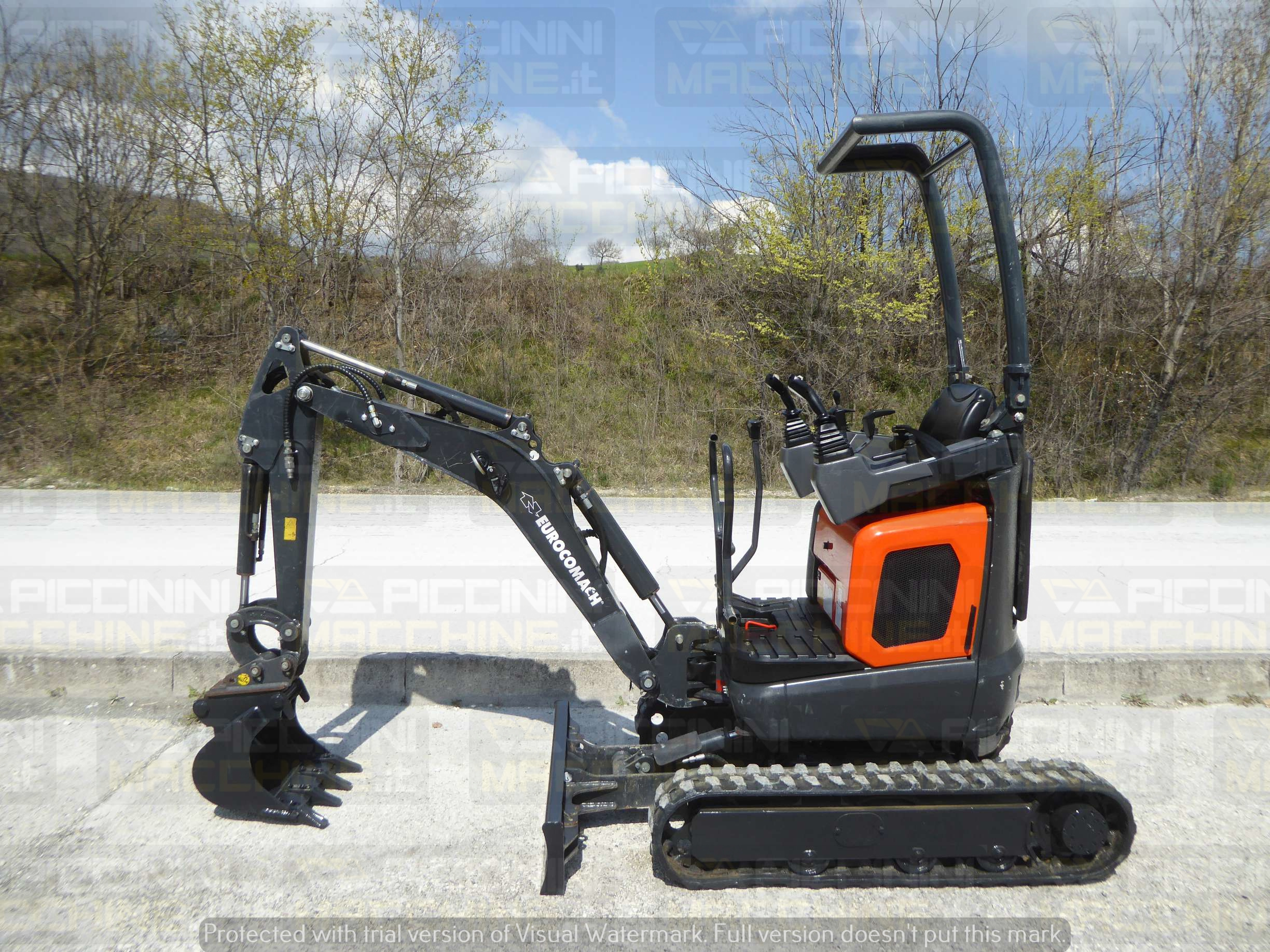 Miniescavatore Eurocomach ES12ZT in vendita - foto 1