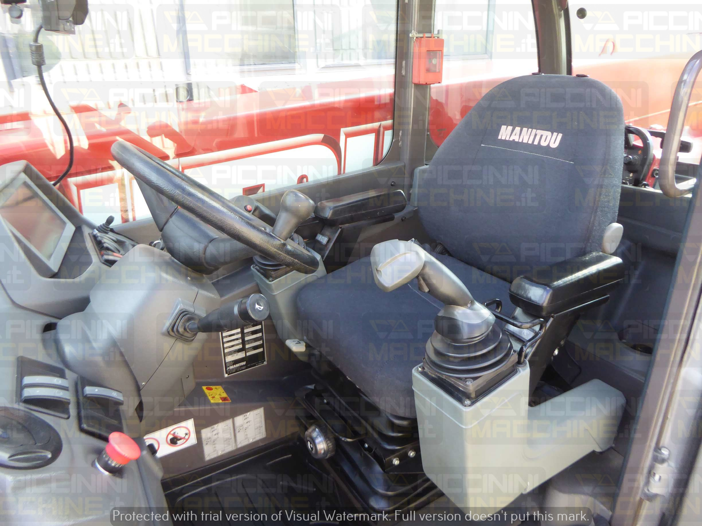 Sollevatore telescopico Manitou MRT3050 PLUS PRIVILEGE in vendita - foto 12