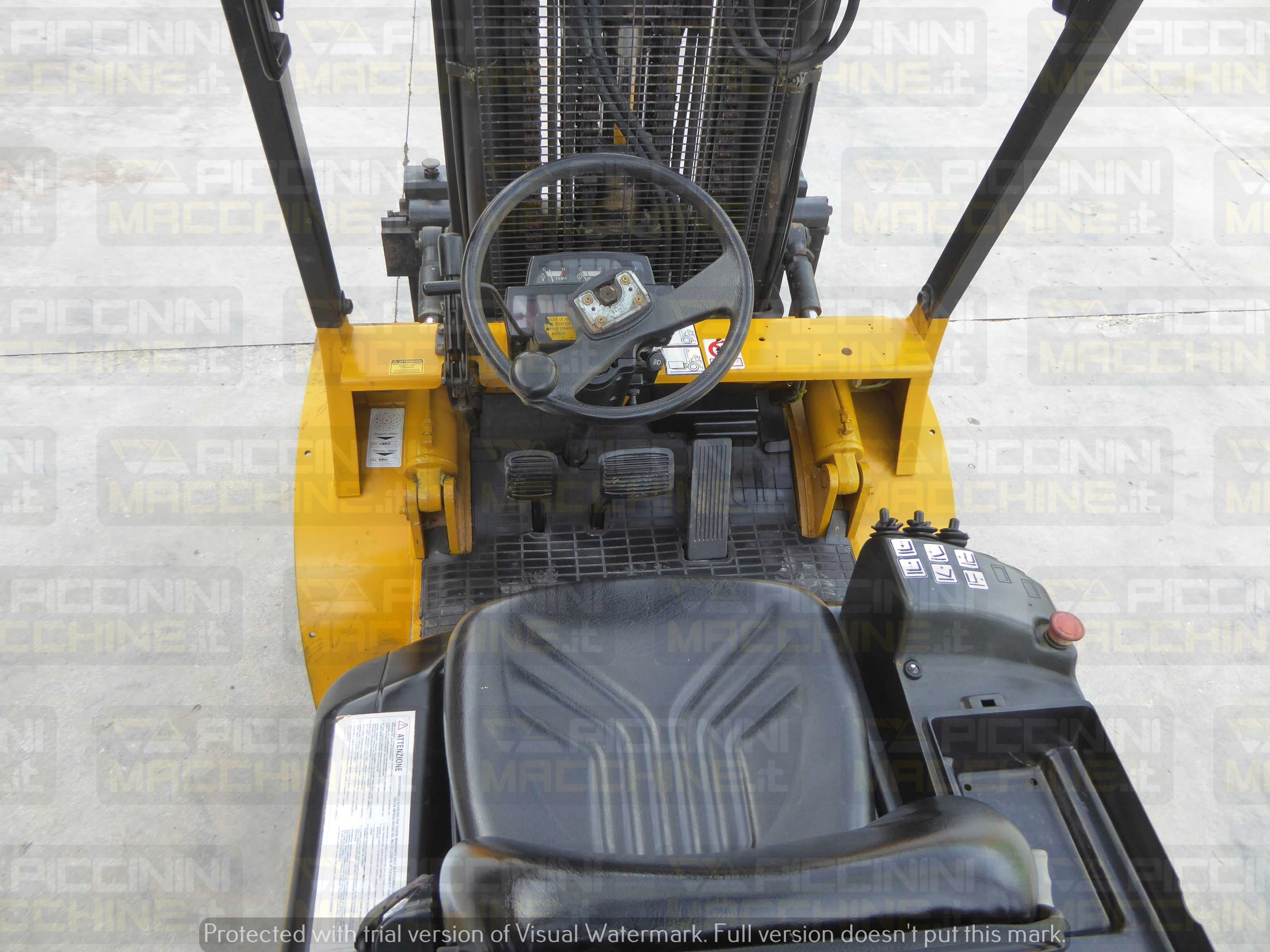 Carrello elevatore Caterpillar DP30 in vendita - foto 10