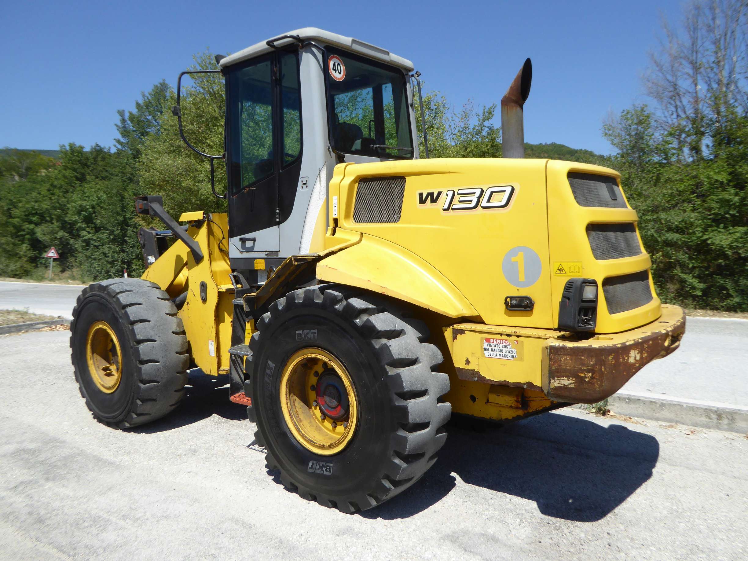 Pala gommata New Holland W130 in vendita - foto 3