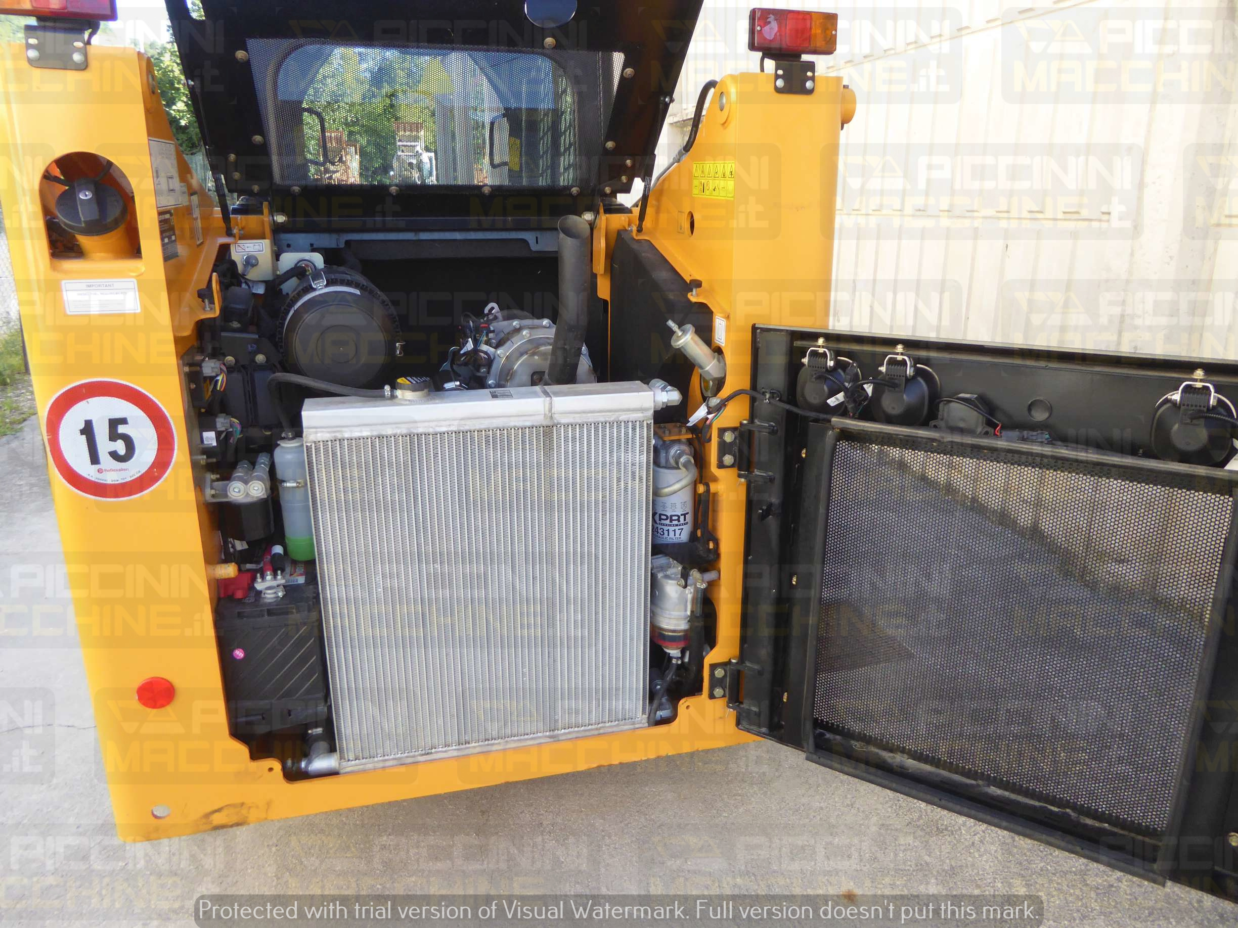 Minipala gommata Mustang 1900R HF in vendita - foto 13