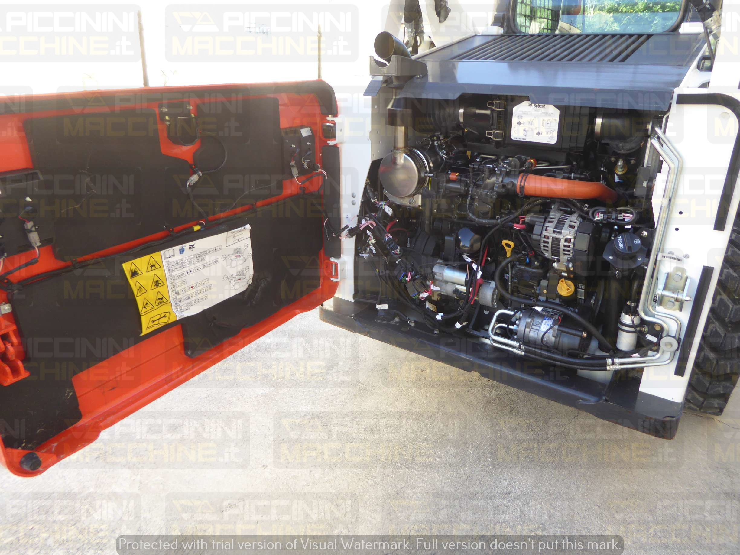 Minipala gommata Bobcat S590 HF in vendita - foto 16