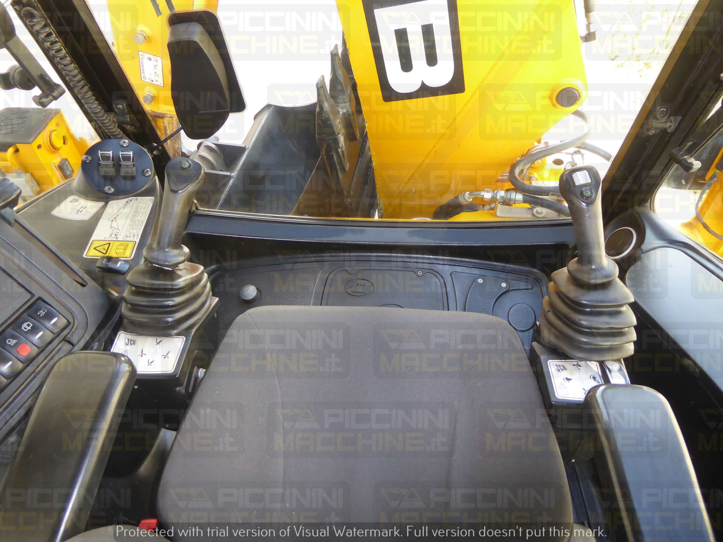 Terna rigida JCB 3CX in vendita - foto 12
