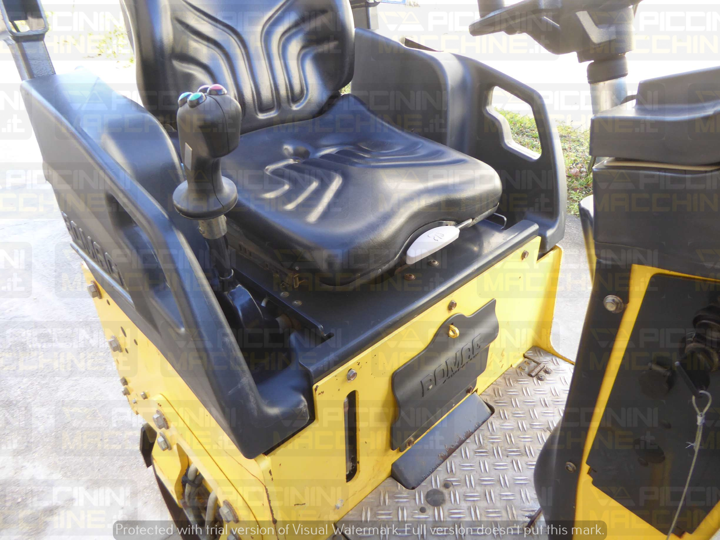 Rullo compressore tandem Bomag BW80AD-5 in vendita - foto 7