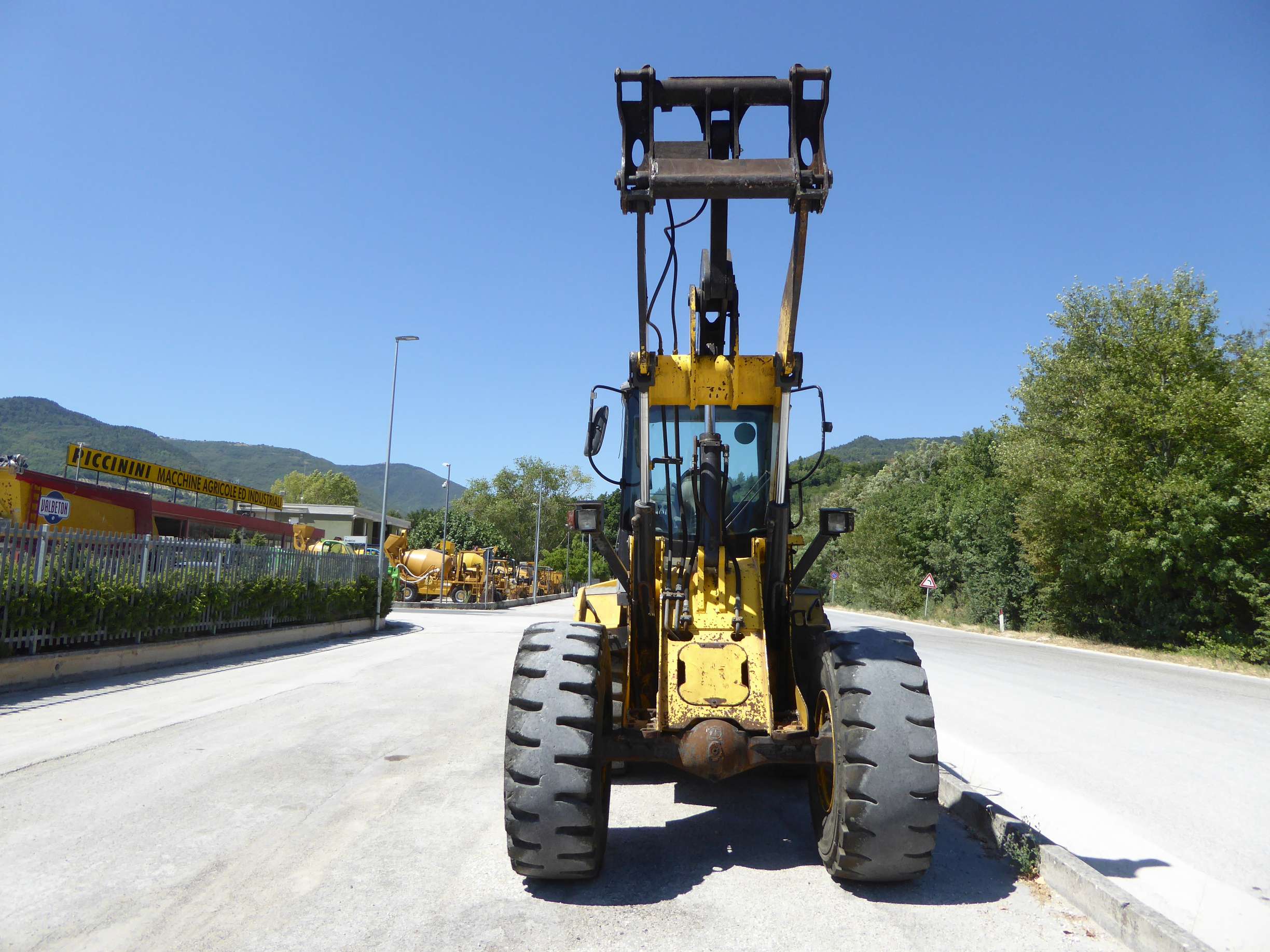 Pala gommata New Holland W130 in vendita - foto 4