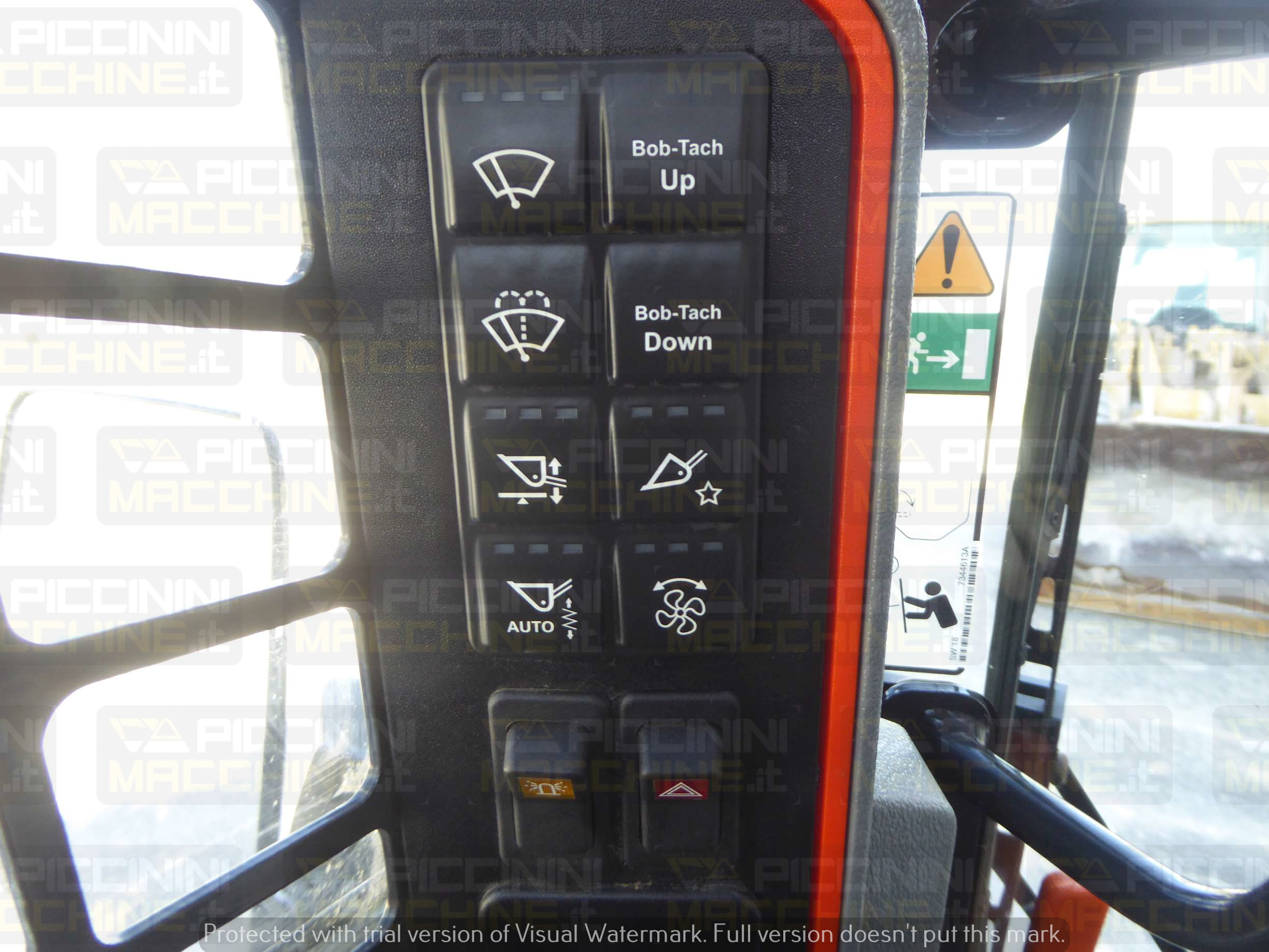 Pala cingolata Bobcat T66 HF in vendita - foto 15