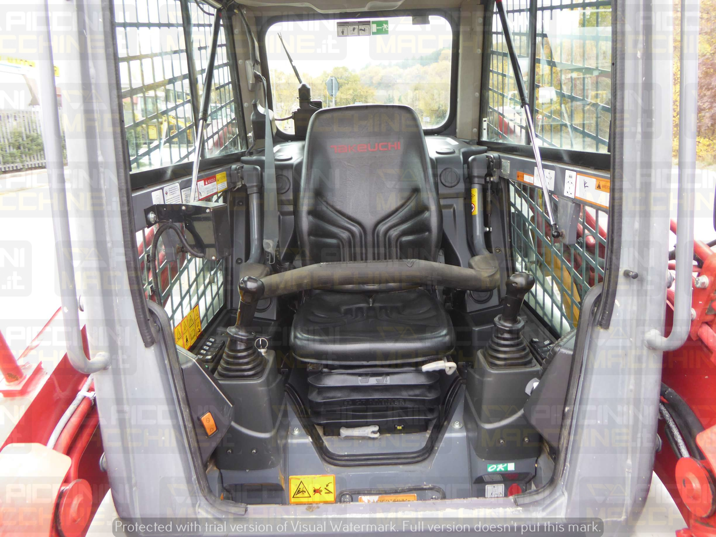 Pala cingolata Takeuchi TL8R-2 in vendita - foto 14