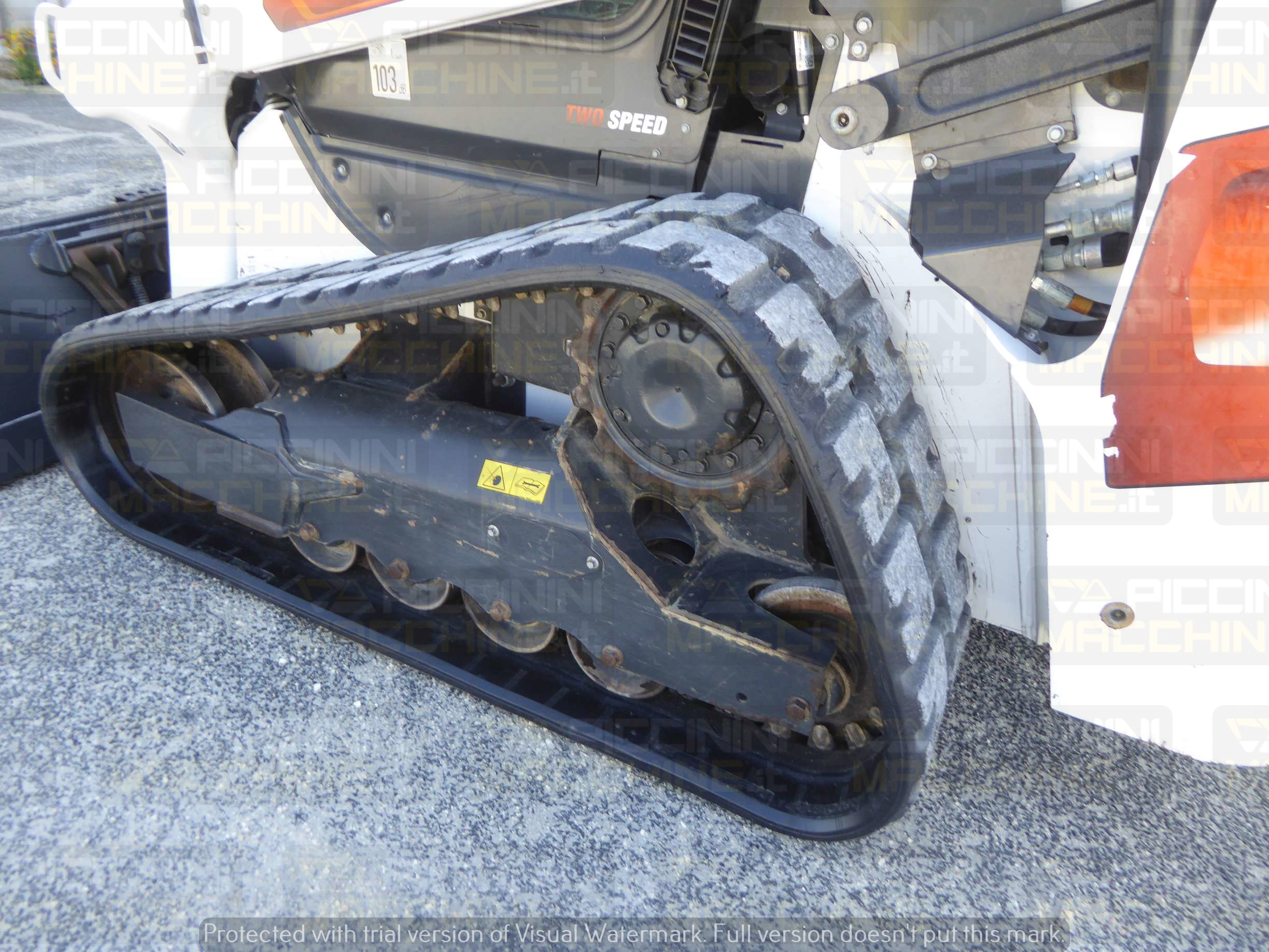 Pala cingolata Bobcat T66 HF in vendita - foto 9