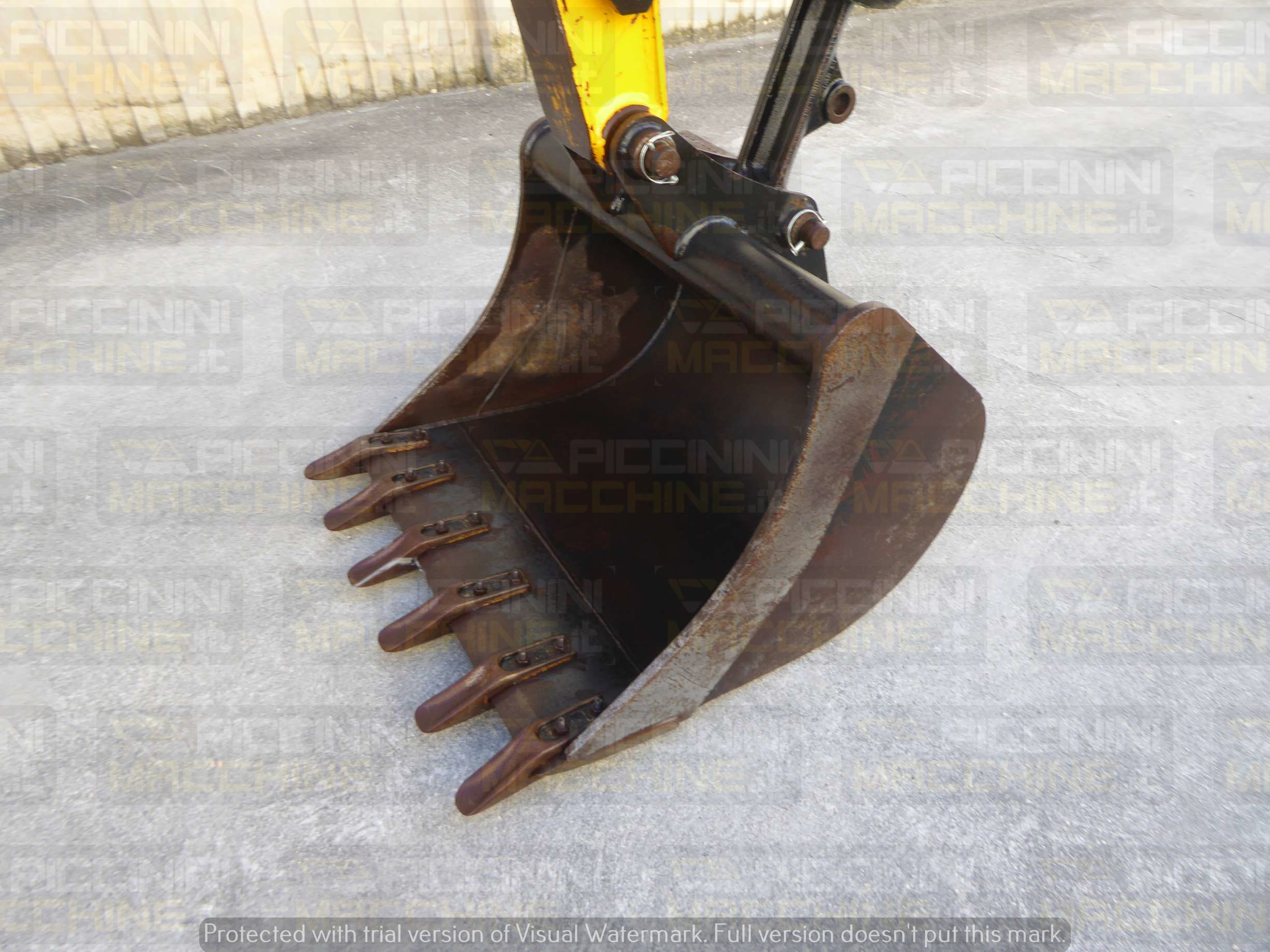 Escavatore cingolato JCB 85Z-2 in vendita - foto 4