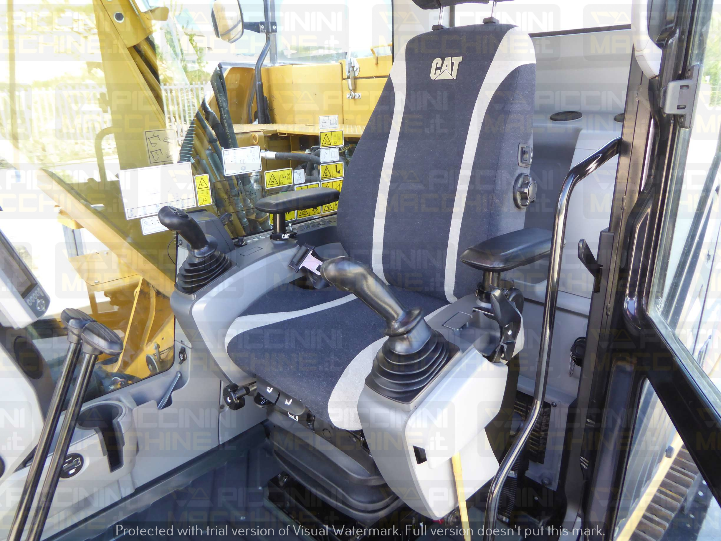 Escavatore cingolato Caterpillar 313FL in vendita - foto 13