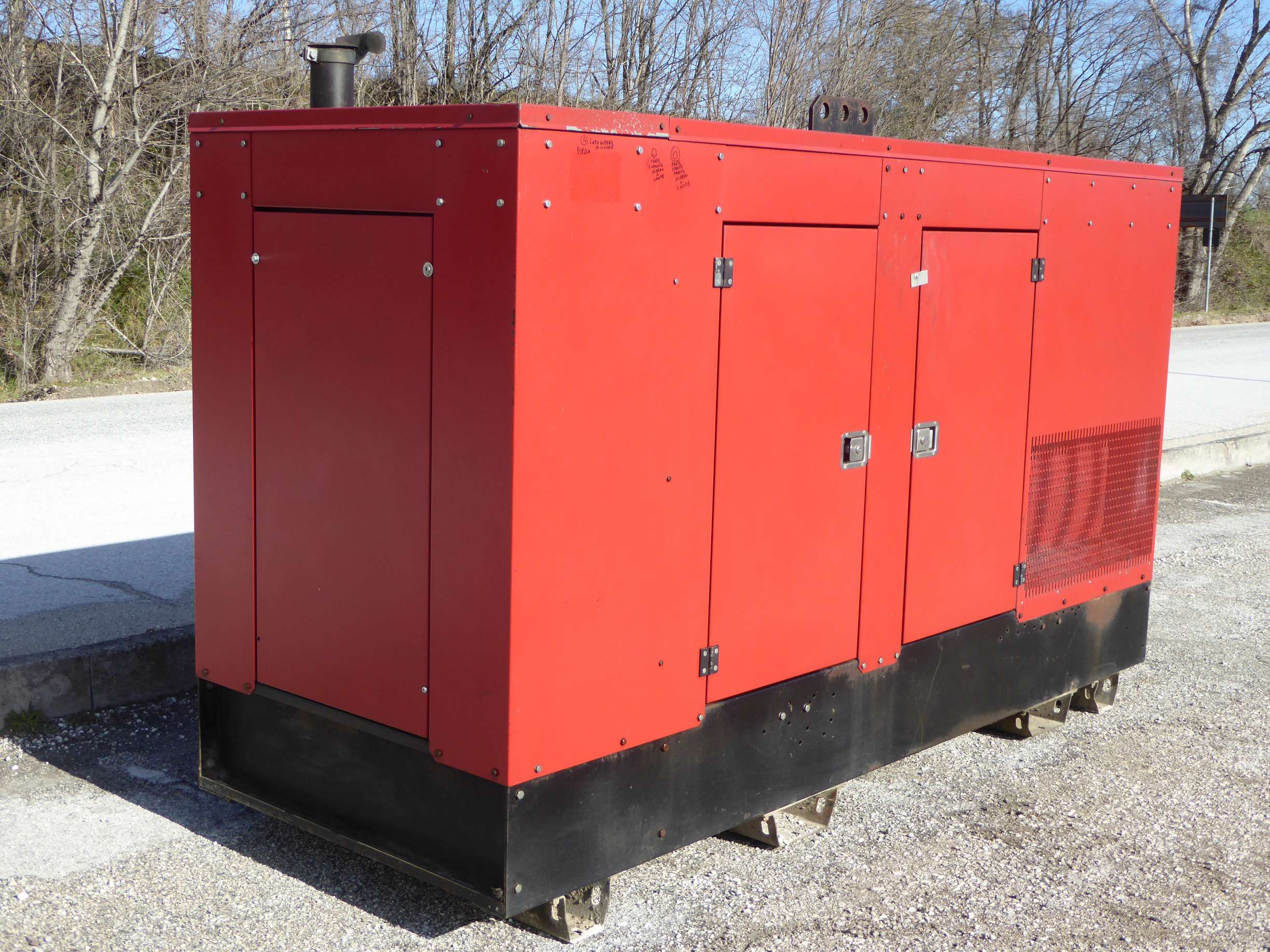 Gruppo elettrogeno con motore JOHN DEERE 100 KVA-80 KW in vendita - foto 4